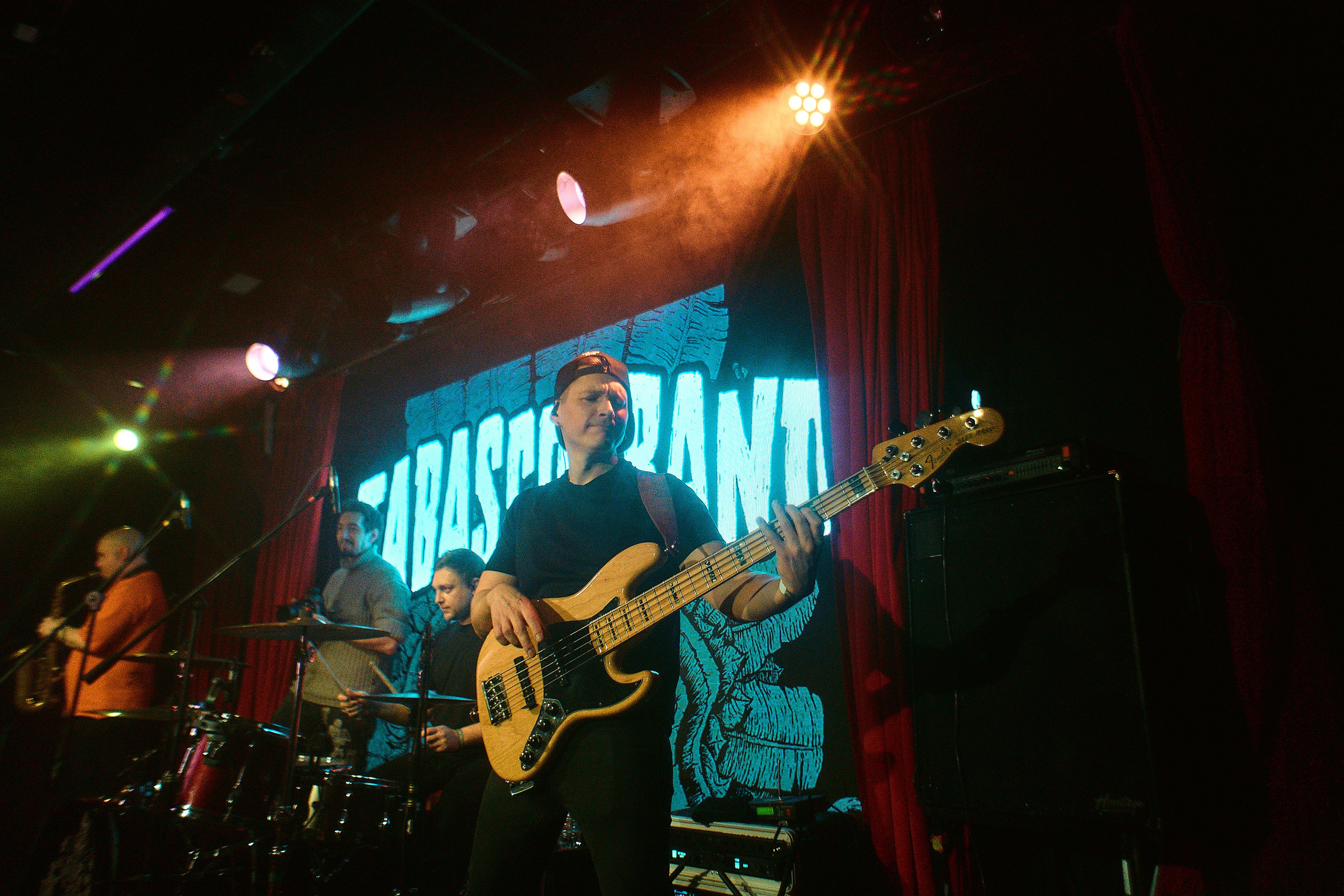 ТАБАСКО БЭНД — 16 ТОНН. Фотография для артистов