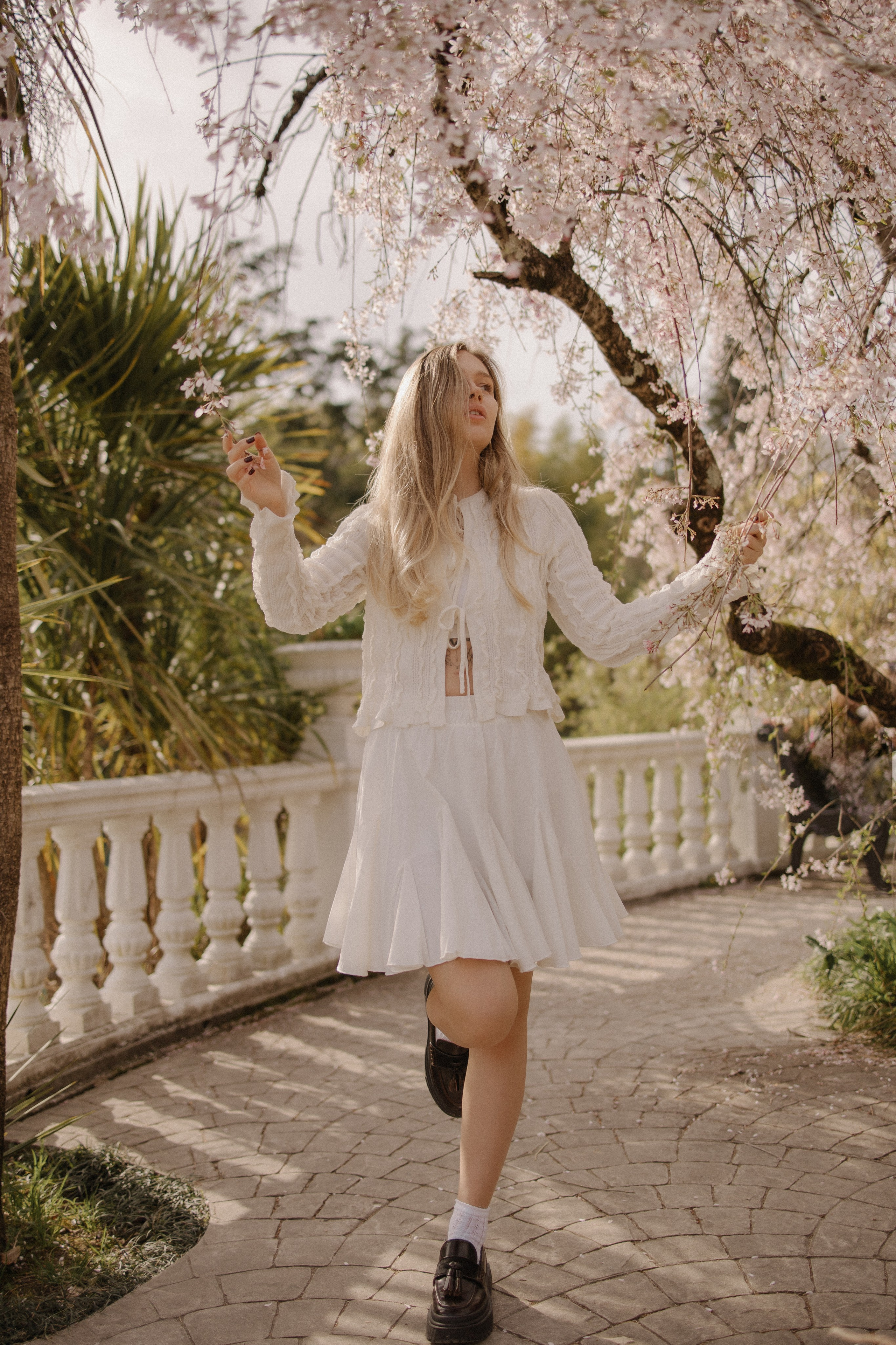 Света в сакуре. Фотограф Сочи Адлер Сириус Красная поляна Олеся Минив