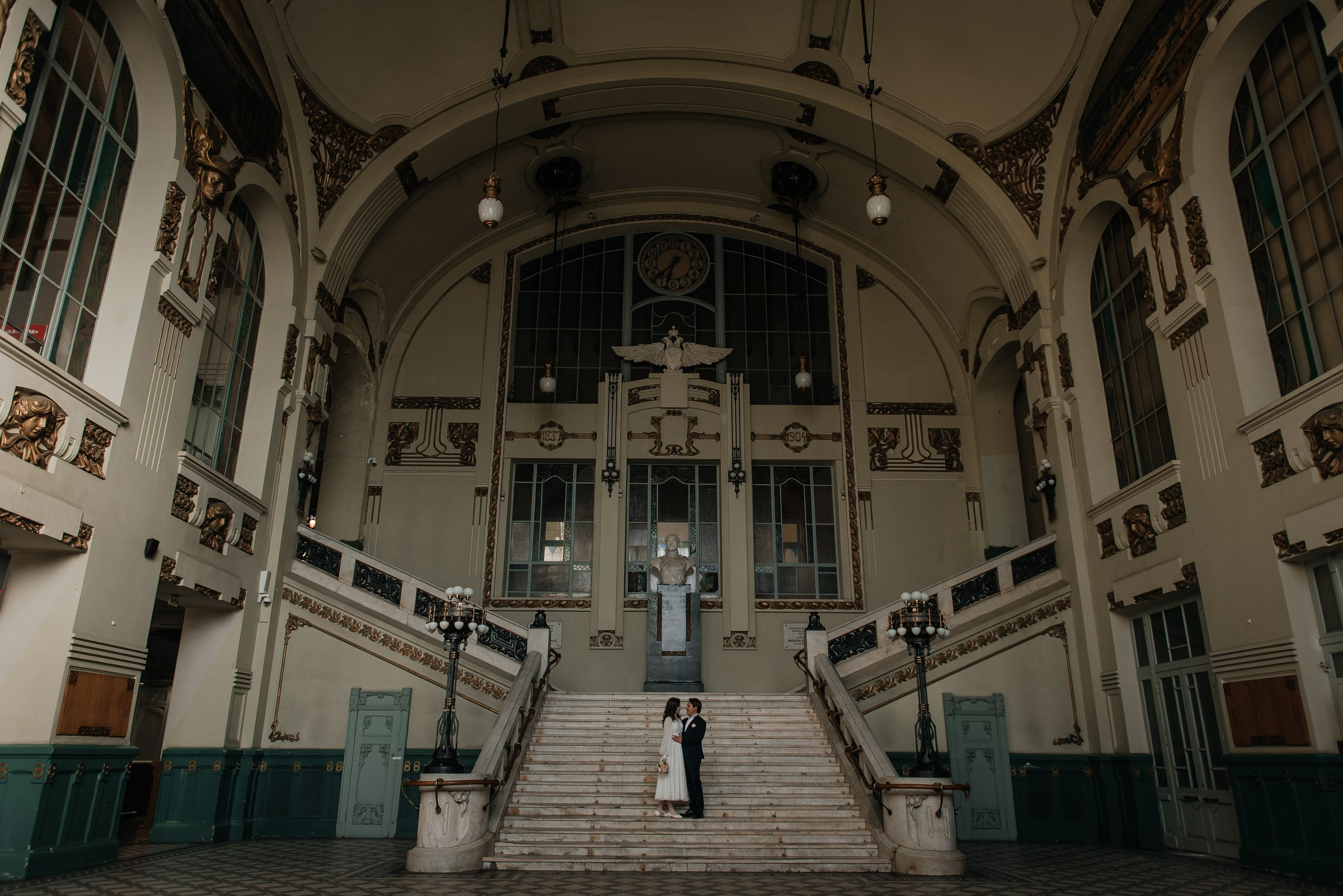 свадебная фотосессия в Витебском вокзале