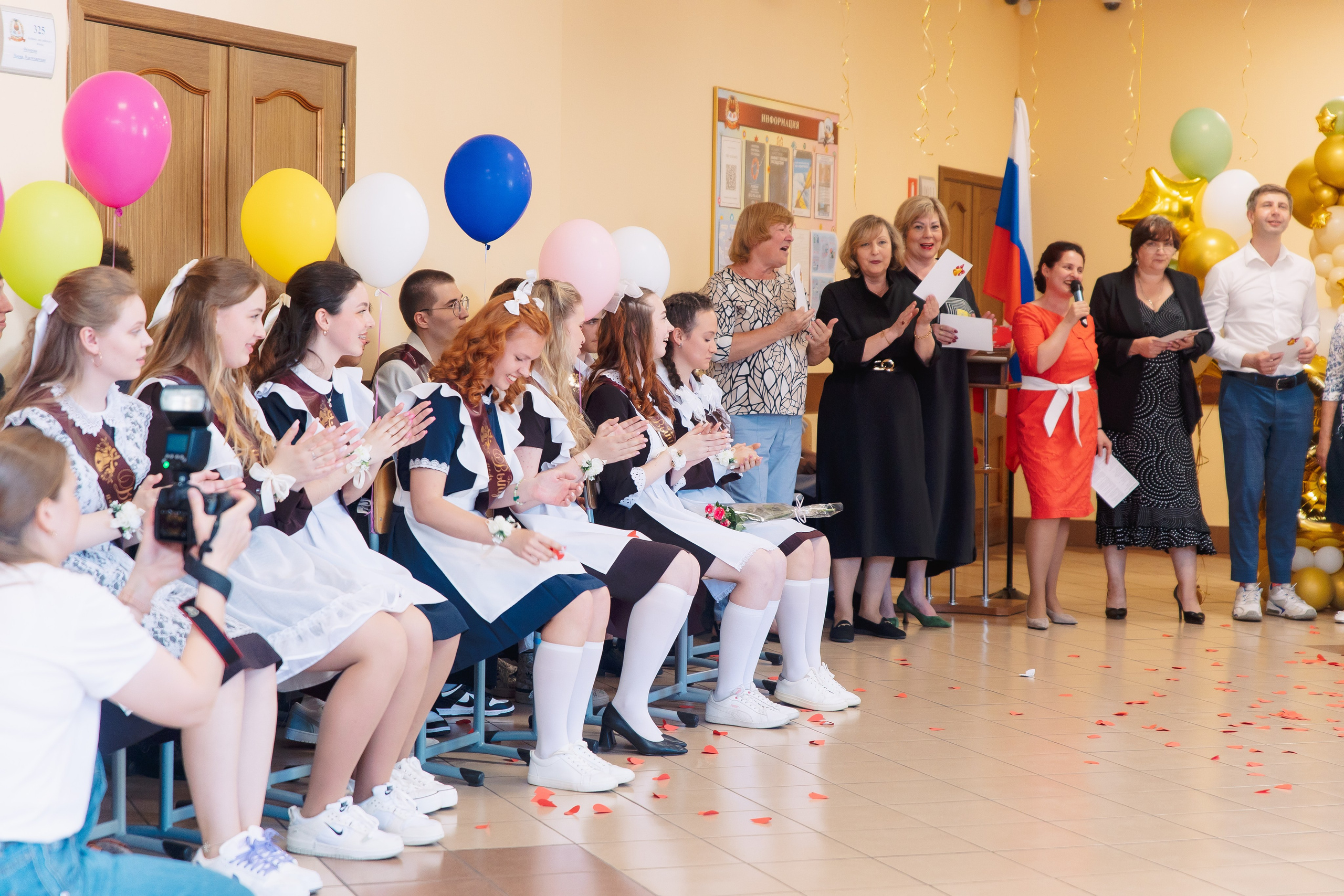 Последний звонок. Фотограф в Кронштадте и Санкт-Петербурге Анастасия Коваленко