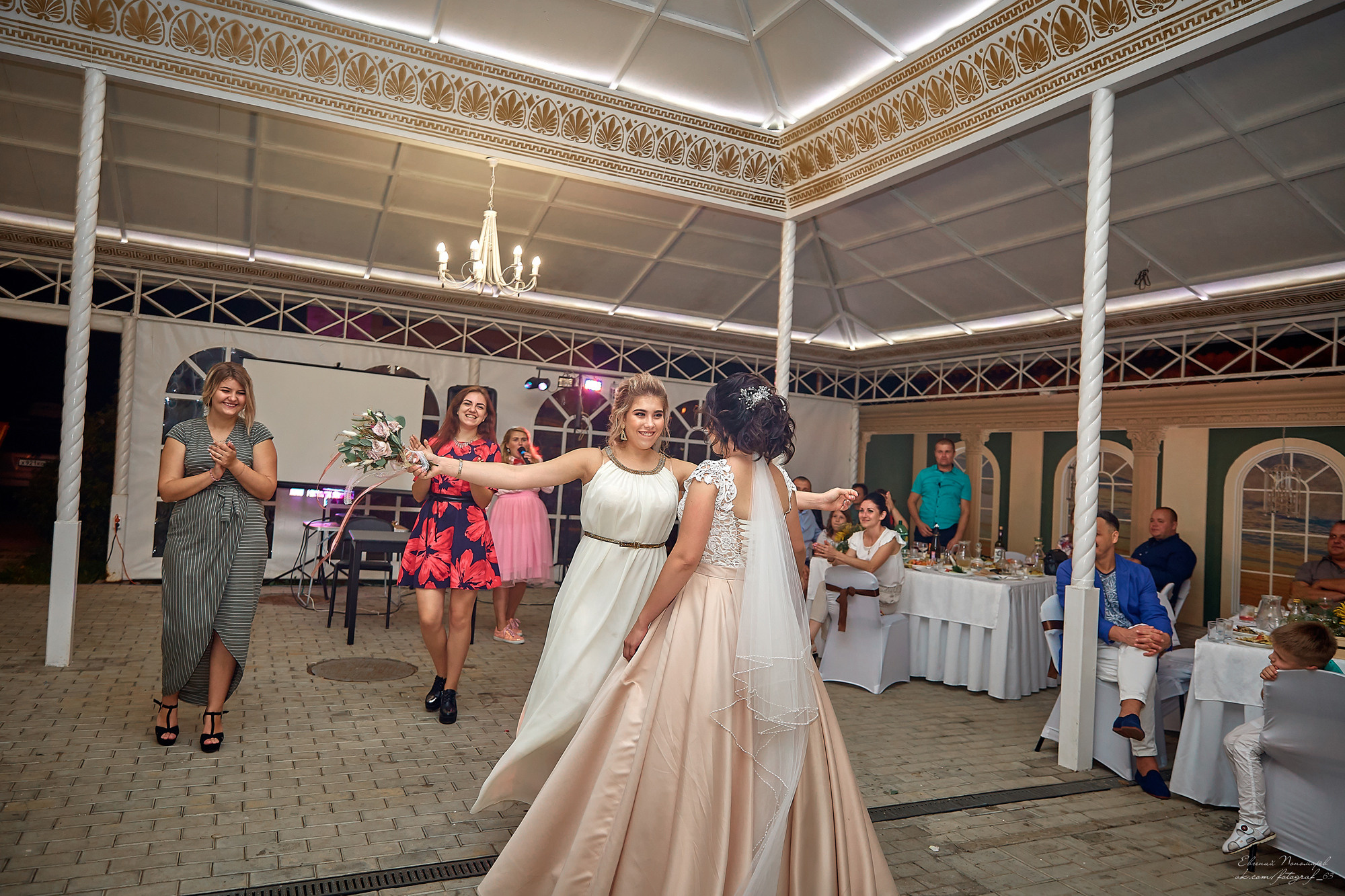 Виталий и Оксана. Свадебный фотограф в Тольятти Жигулевске и Самаре Пономарев Евгений