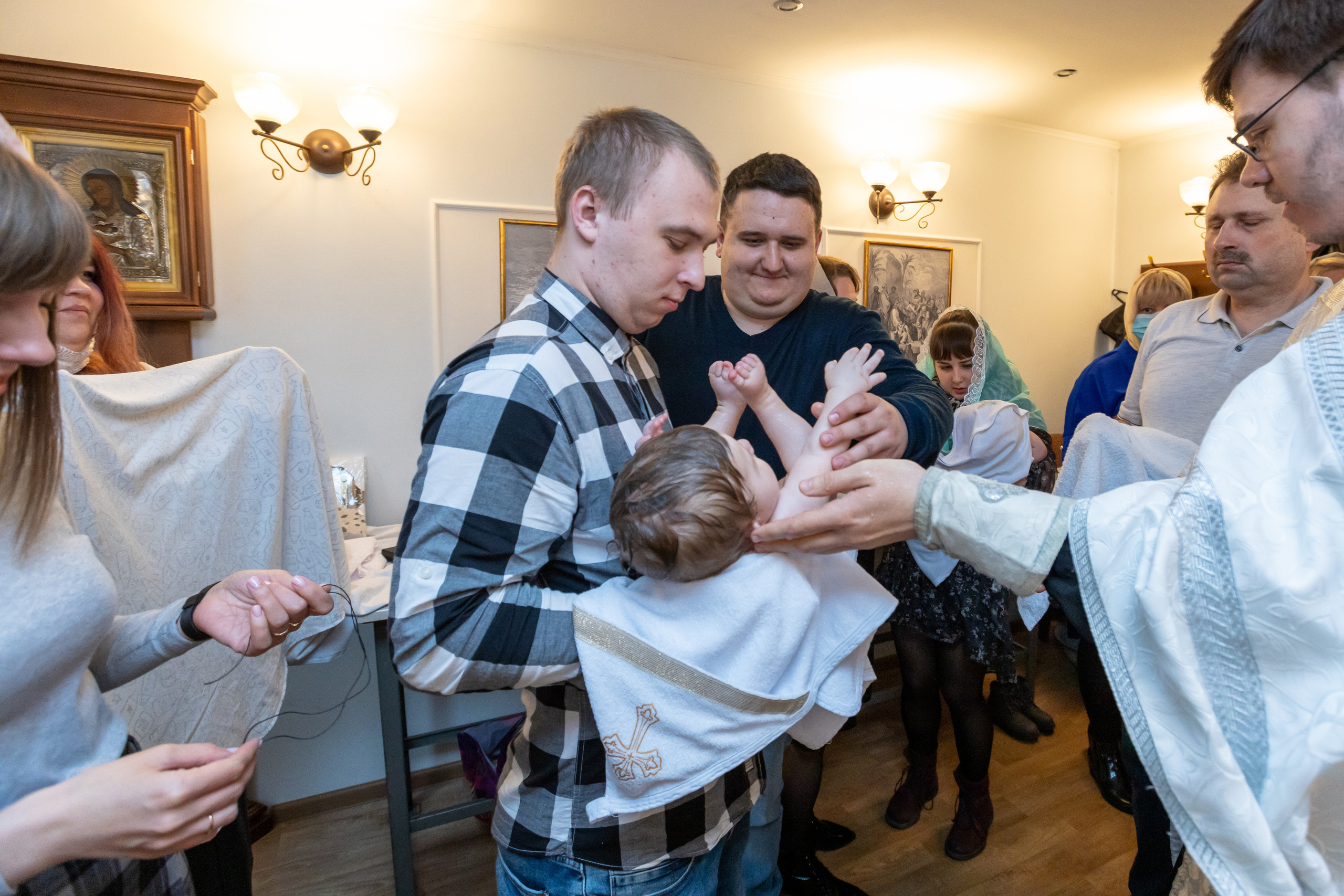 Крещение репортаж. (Canon R, 16-35 мм II f2.8). Фотограф в Туле Крупский АнДРей. Фотостудия «КАДР71» в Туле