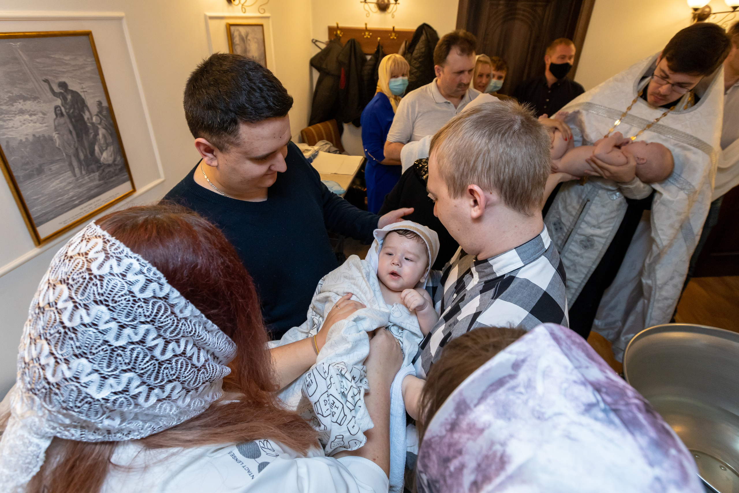 Крещение репортаж. (Canon R, 16-35 мм II f2.8). Фотограф в Туле Крупский АнДРей. Фотостудия «КАДР71» в Туле