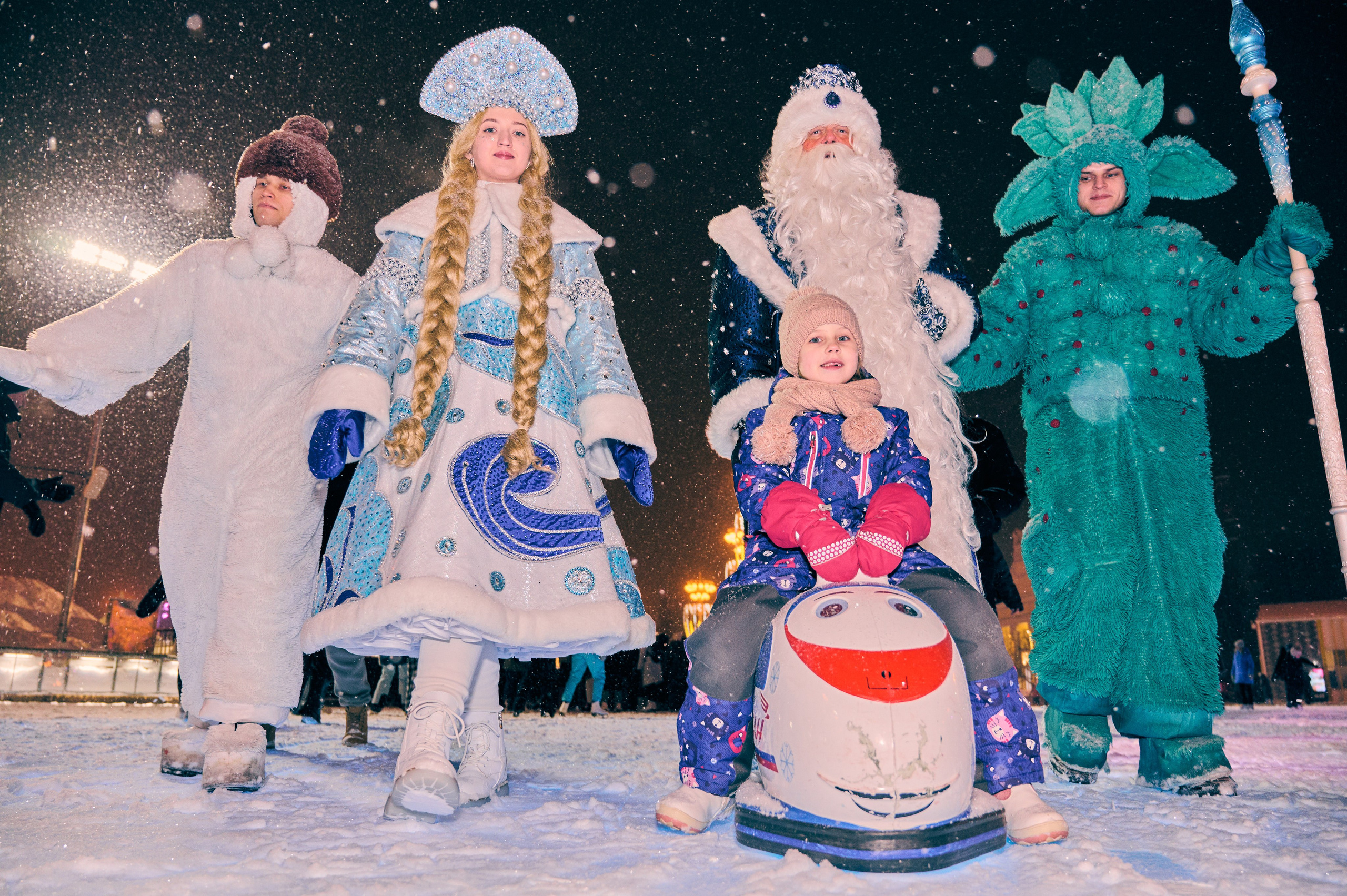 Линия жизни и Дед Мороз на ВДНХ. Никита Хохловский фото и видео продакшн