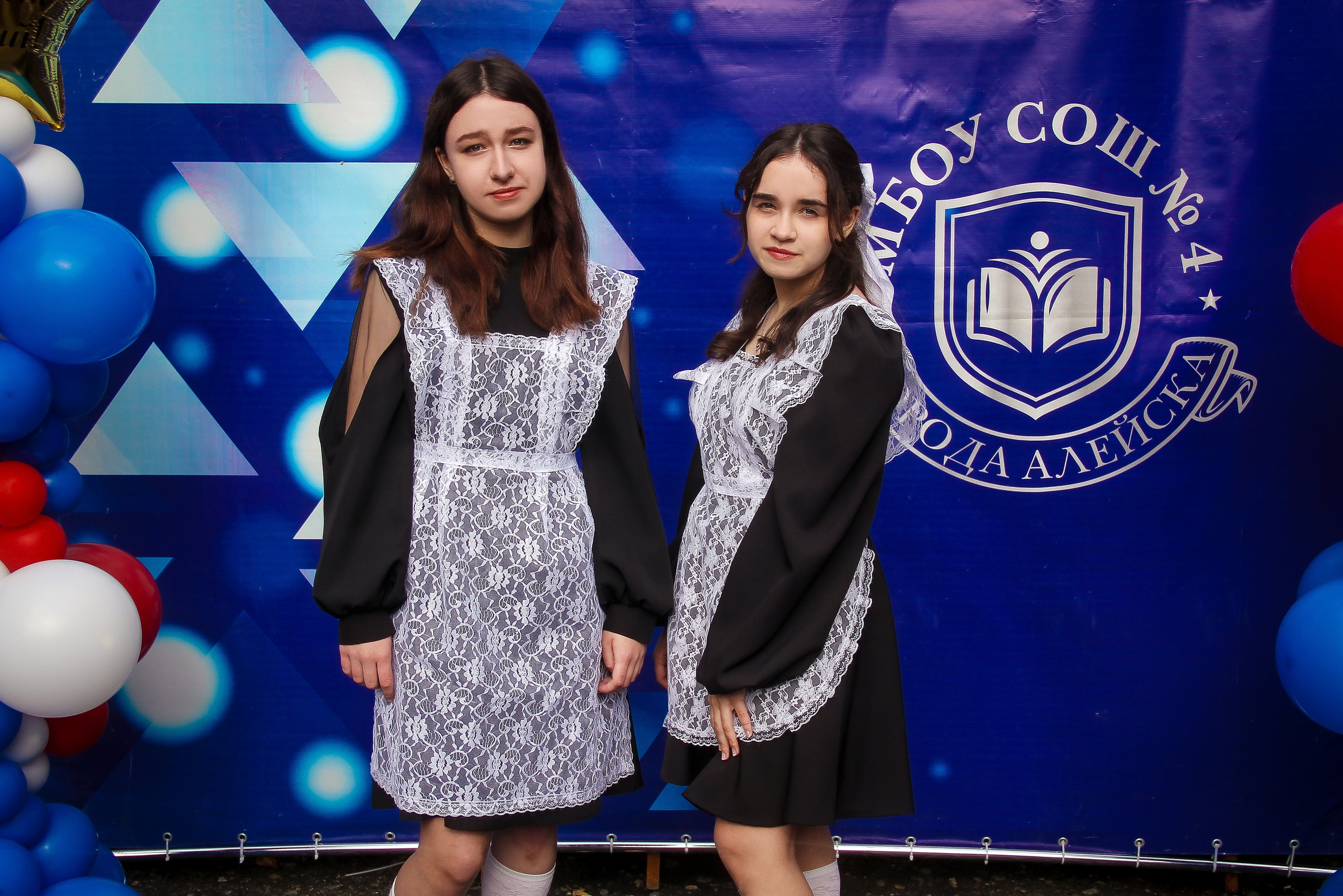 9-11 классы СЪЁМКИ ВЫПУСКНЫХ И ПОСЛЕДНИХ ЗВОНКОВ. Выпускные альбомы для школ и Детских садов в Барнауле /Выпускные/Свадебные/Детские/Семейные и др. виды съёмок /Фотограф Вера Валейко