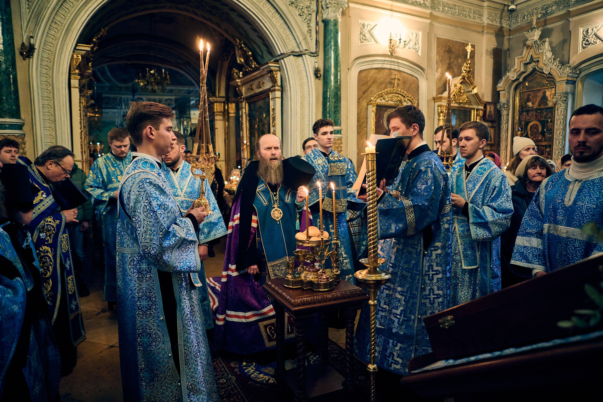 Всенощная на Благовещение Пресвятой Богородицы. DMITRY MOISEENKO — фотограф, художник, топ-стилист