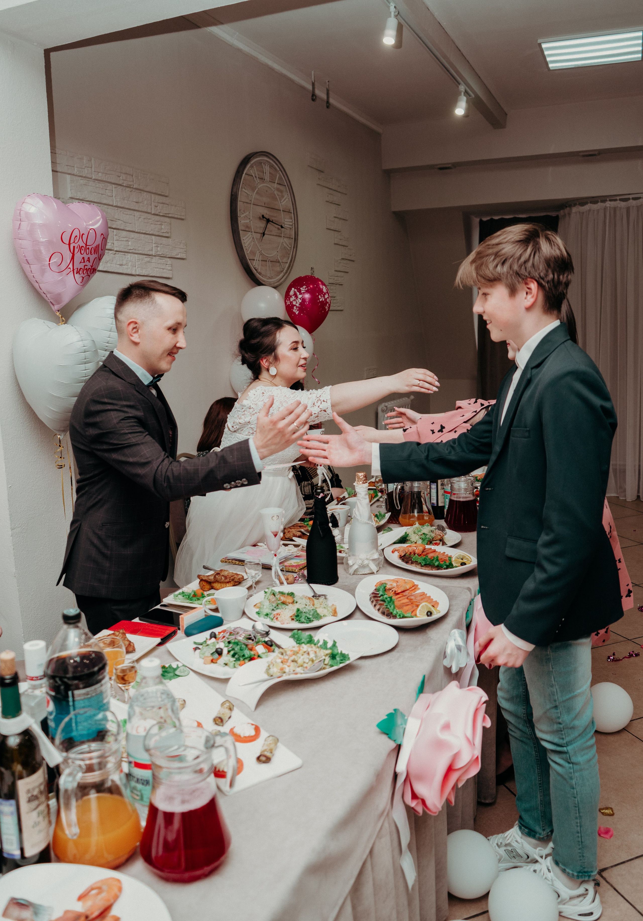 Фотографии с свадебного банкета Якова и Екатерины. Фотограф в Улан-Удэ. Свадебный фотограф в Улан-Удэ