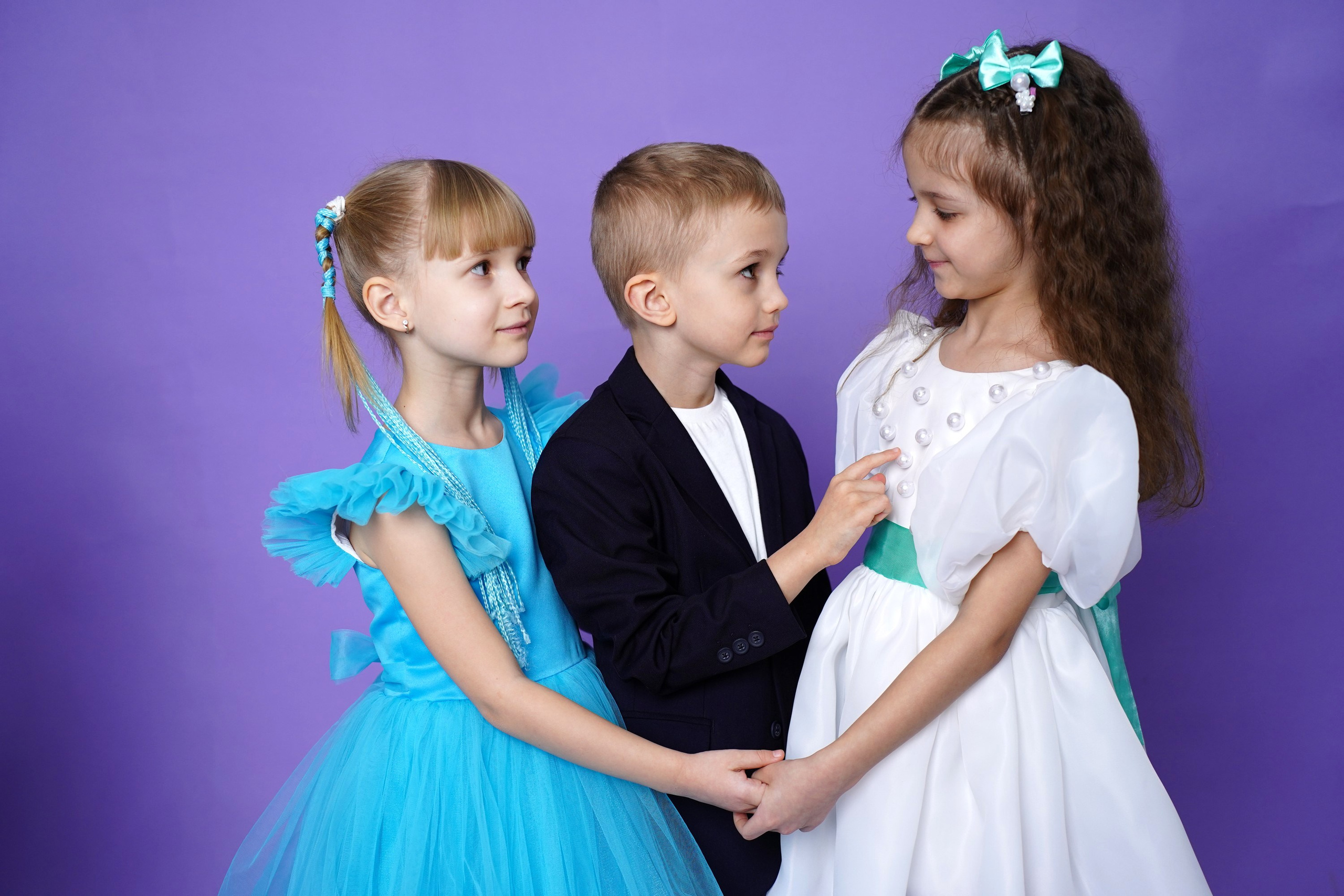 Мелкие группы. MEMENTO.Выпускные альбомы, школьные, юбилейные и другие книги. Ростов-на-Дону