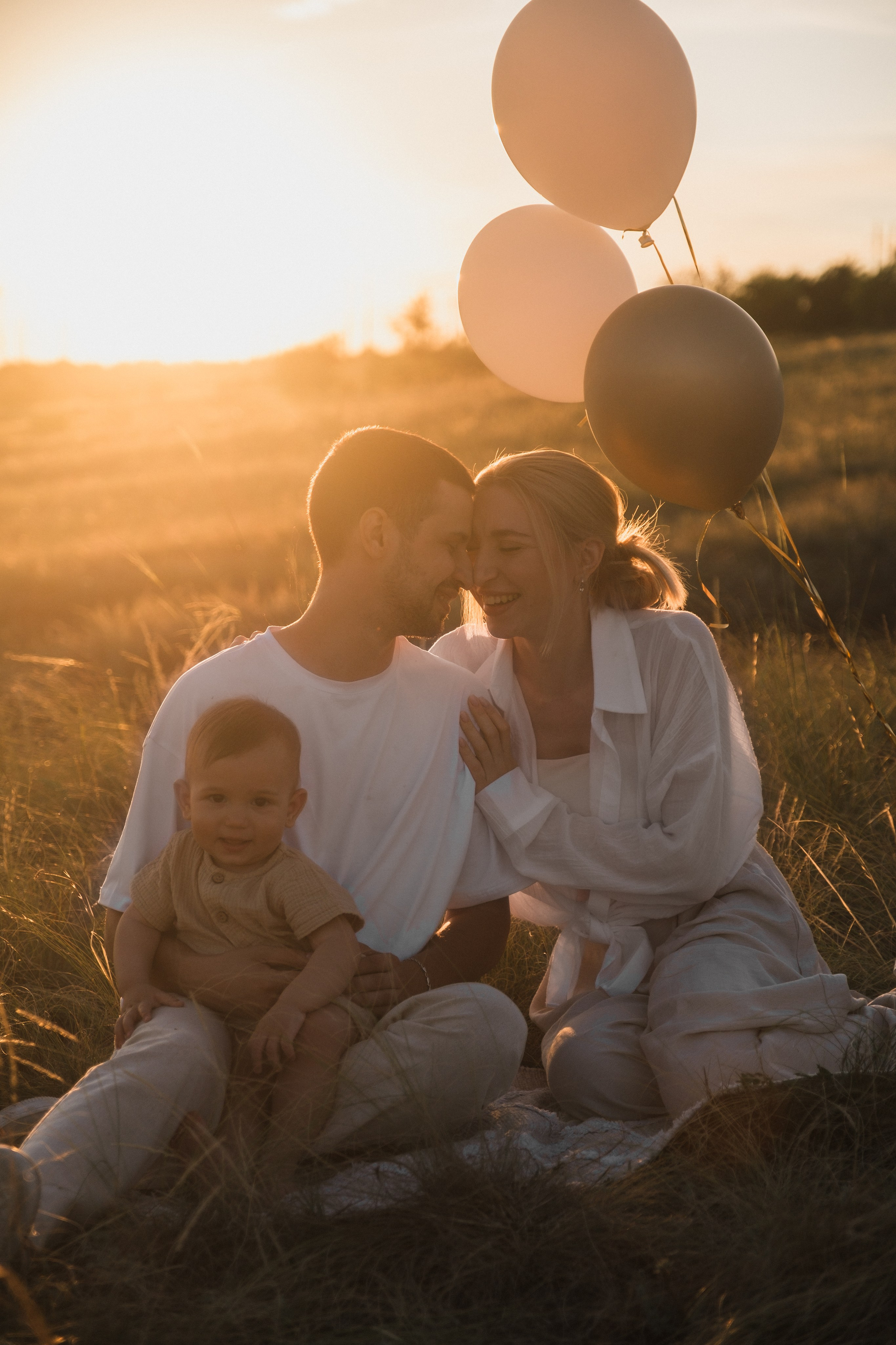Вика, Дима и Мирон. Свадебный и семейный фотограф в Волгограде