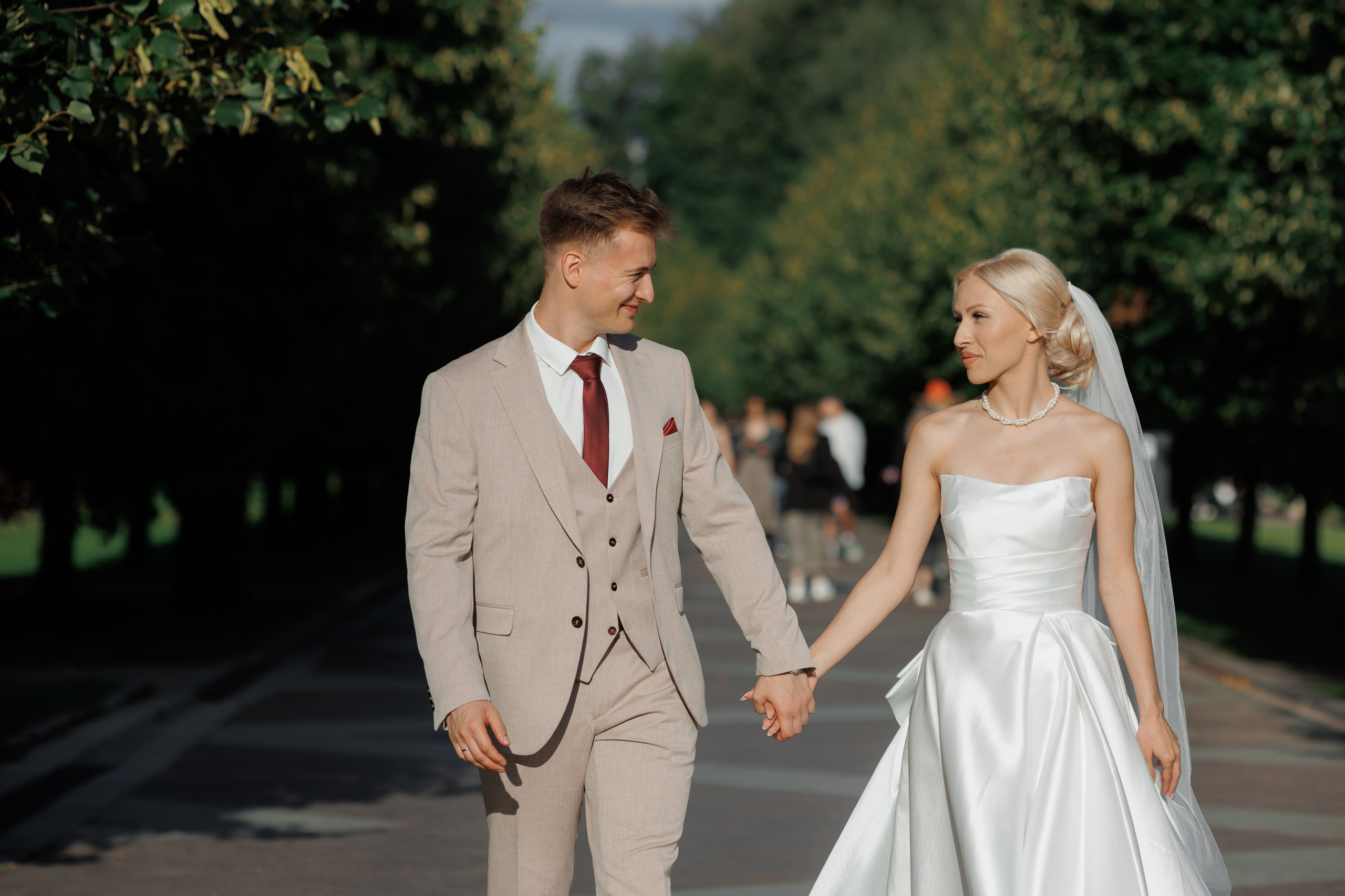 Отель «Милан», Шипиловский ЗАГС, прогулка в парке Царицыно. Свадебный и репортажный фотограф (Москва, Королев и другие)