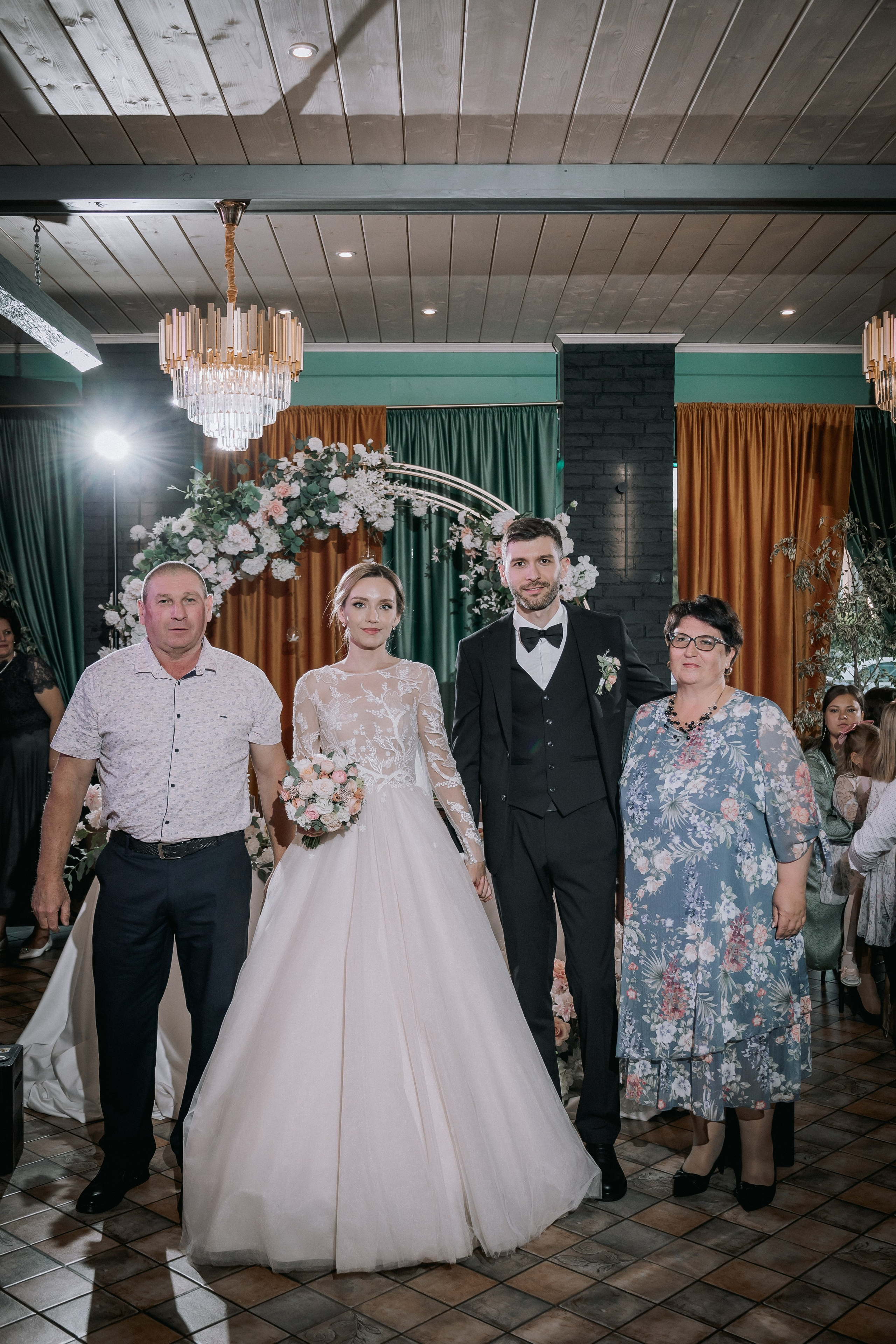 Свадебный день. Дарья и Джем. Свадебная фотография. Арина Рубах