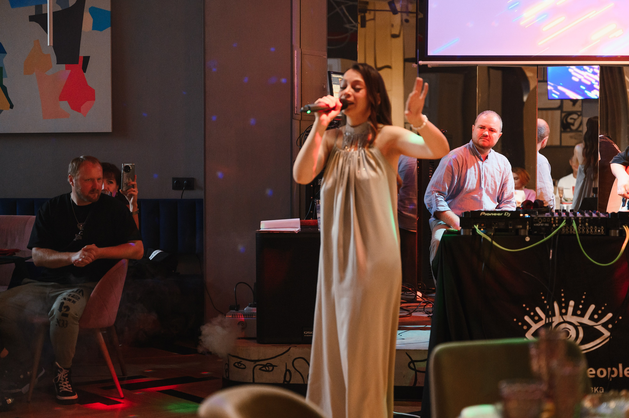 День рождения в формате выступления. Wedding and family photographer USA