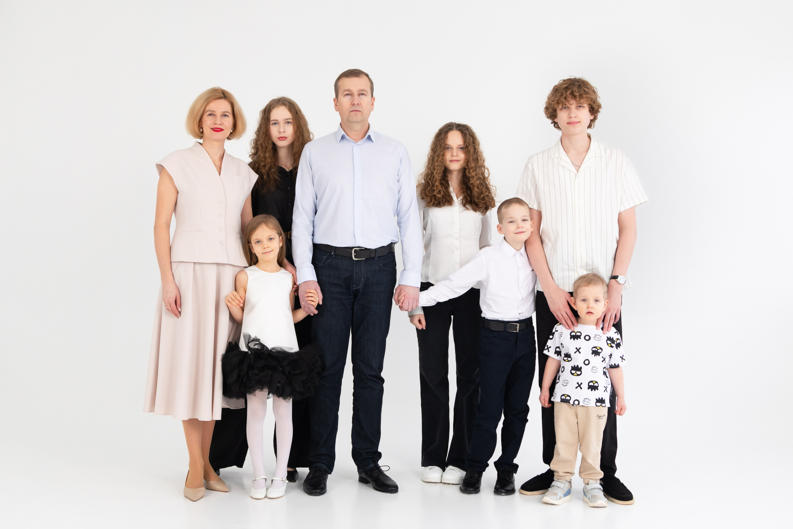 Давыдовых много не бывает! Семейная фотосессия в студии. Фотограф в Екатеринбурге Пойгина Елена