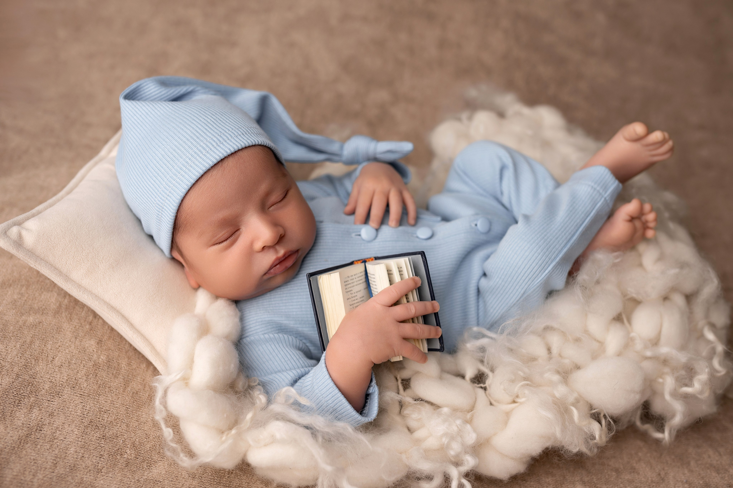 Новорождённые мальчики. Детский фотограф новорождённых в Минске Боровик Екатерина