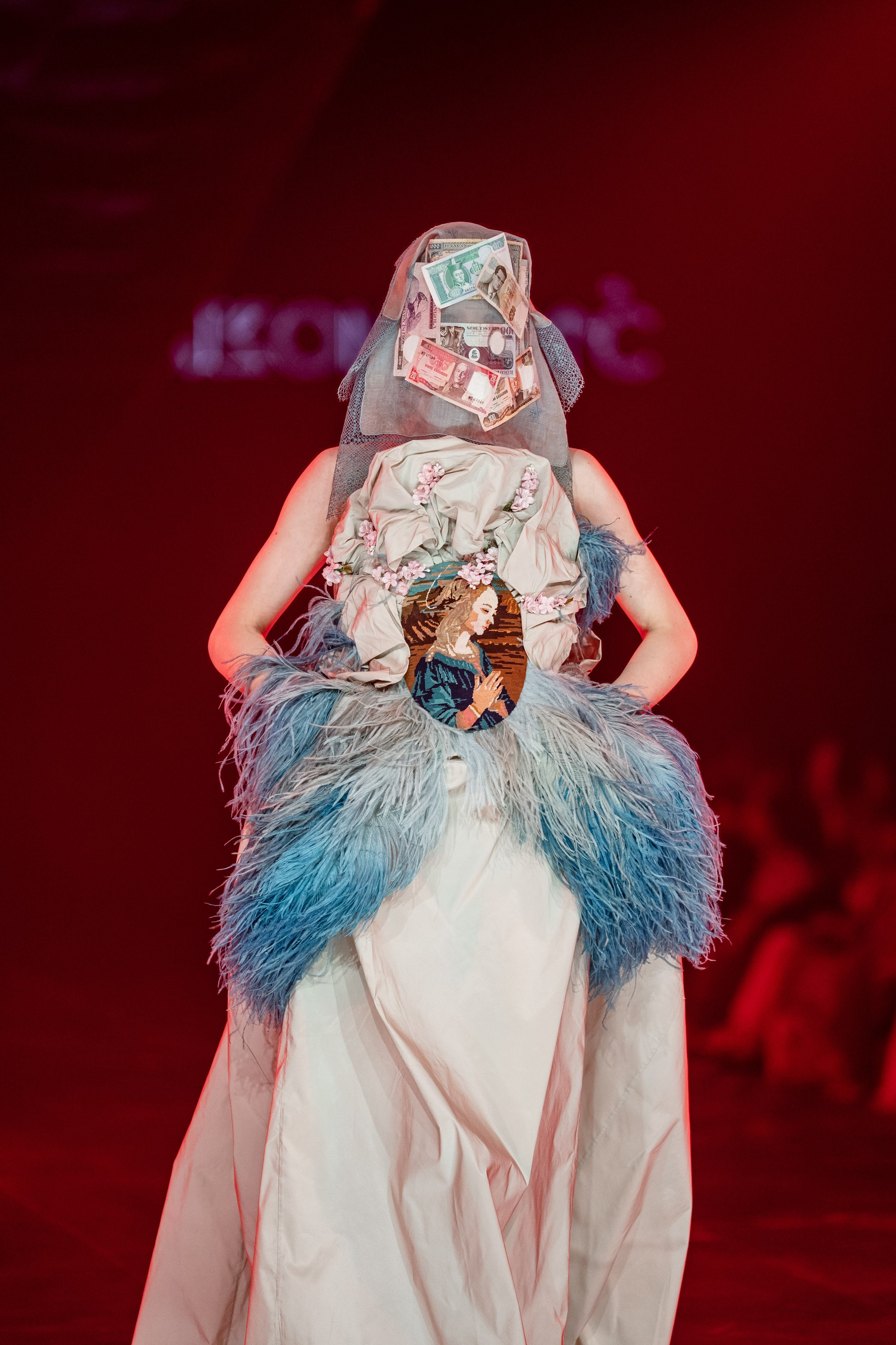 Visa Fashion week Maison Artc. Сайт Алматинского НЮ АРТ, будуар и фэшн фотографа Дениса Карпенко