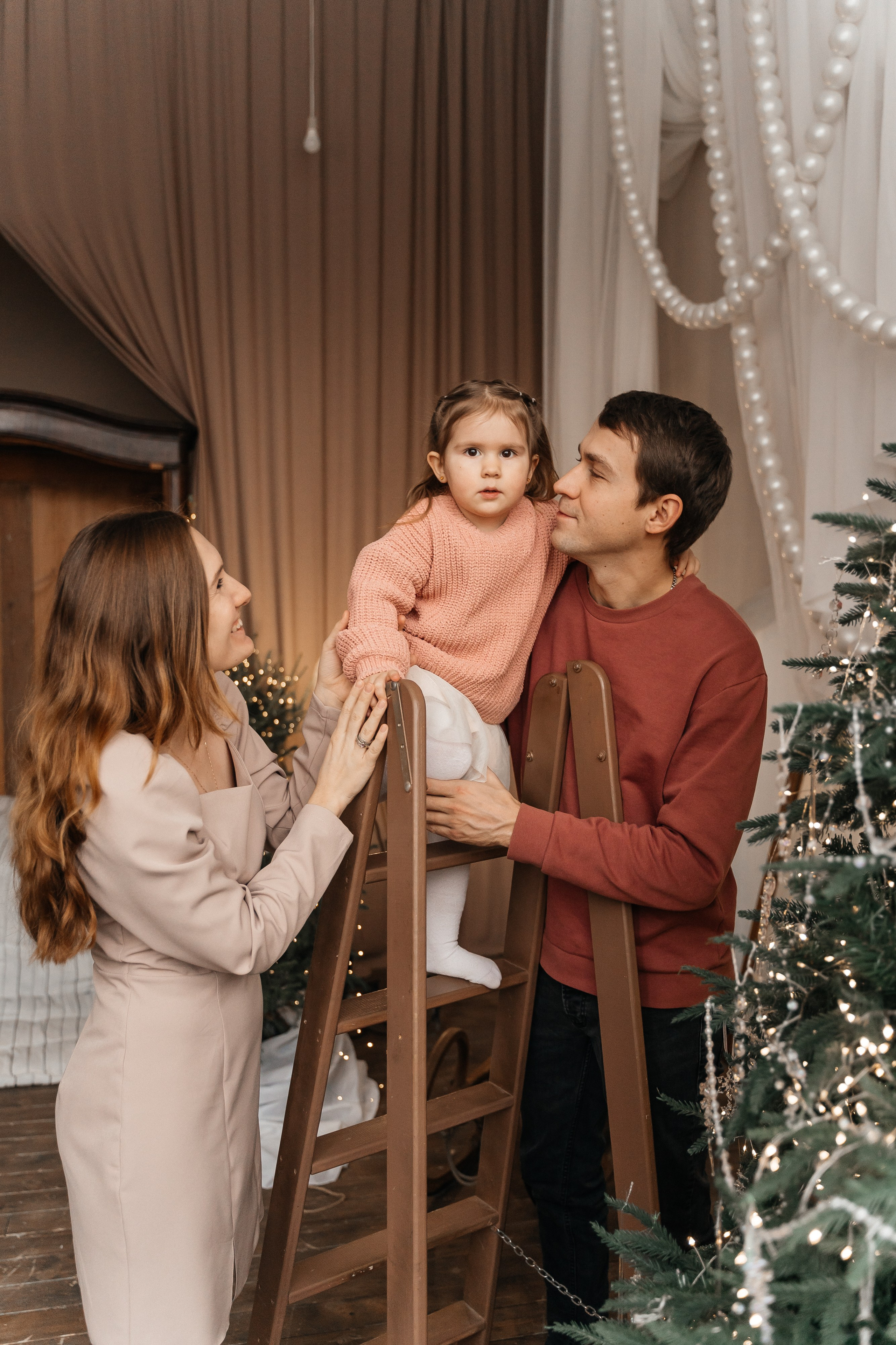 Серёжа, Аня и Василина. Волик Мария