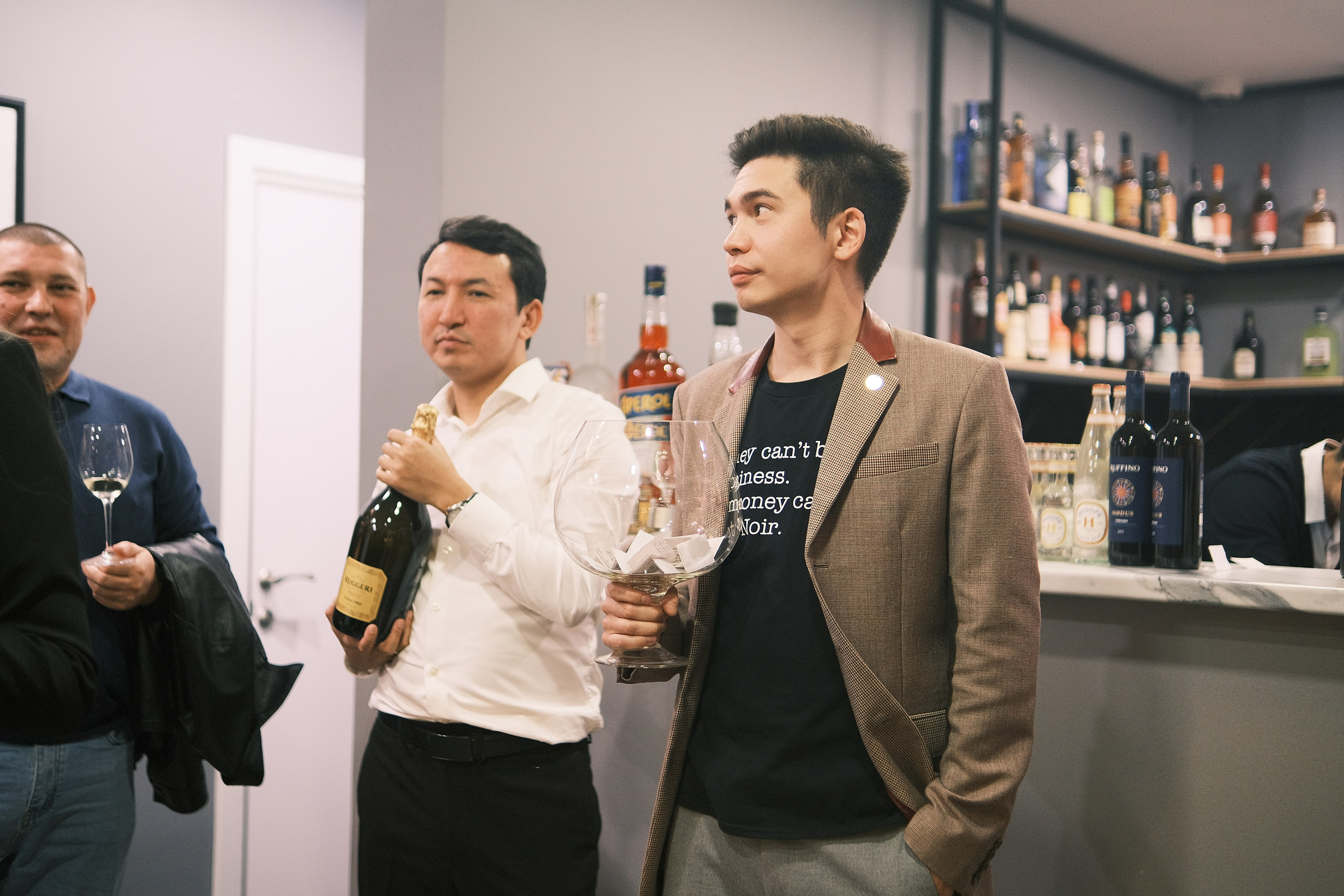 Репортажи. Портреты и репортажные съемки с душой: ваш уникальный момент в объективе Руфата, профессионального фотографа Алматы