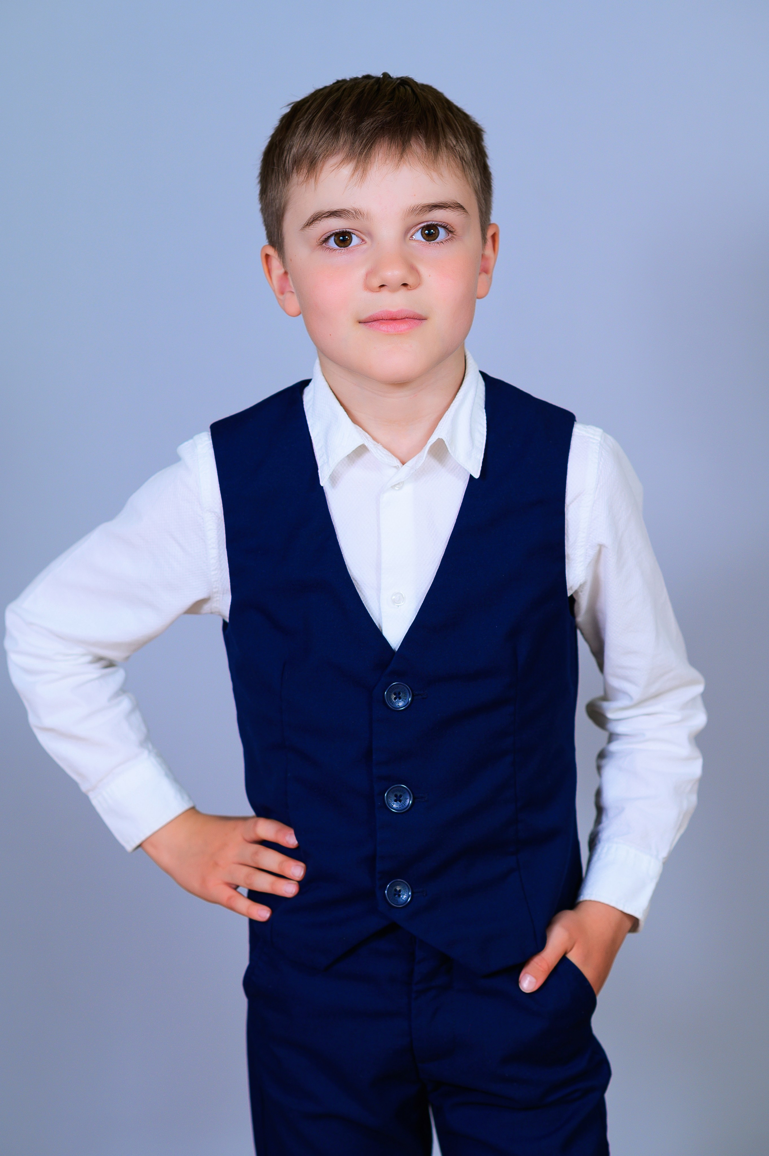 Портрет и общая фотография класса. Выпускной школьный альбом в Москве / Школьный фотограф Юлия Михайленко