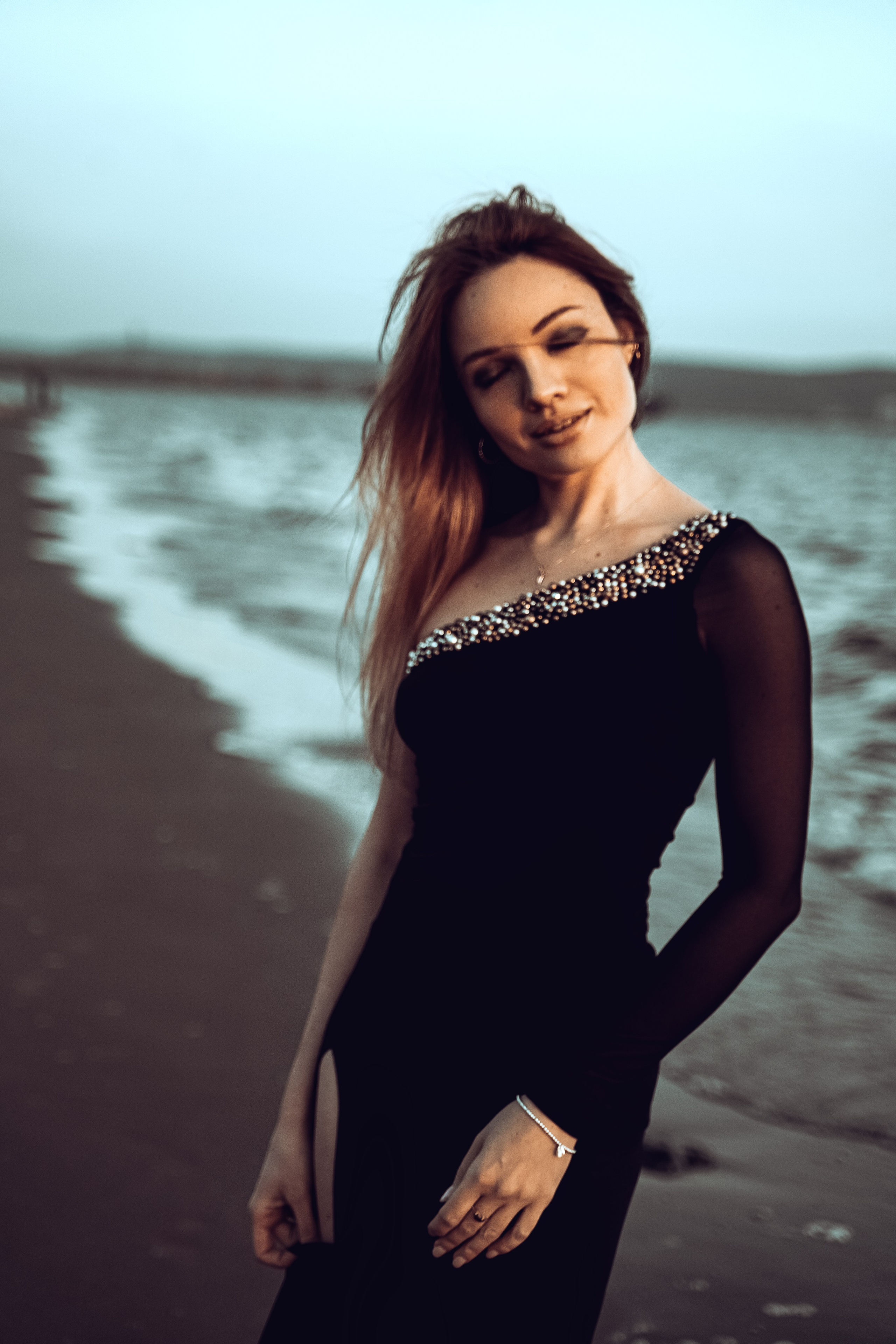 Динара SOLO b e a c h. Контент фотограф в Москве Кулич Настя