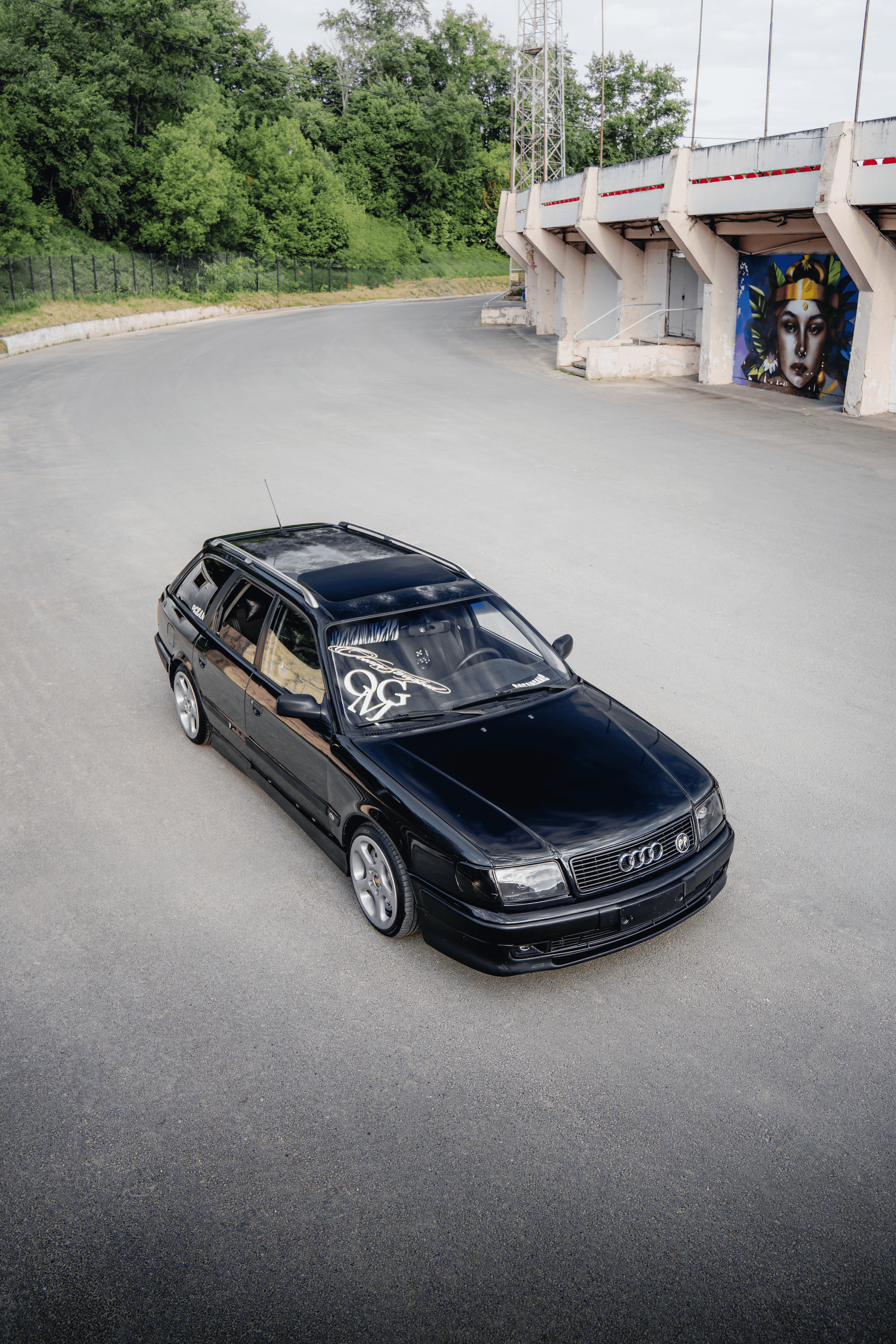 Audi 100 C4 Avant: океан уличной культуры