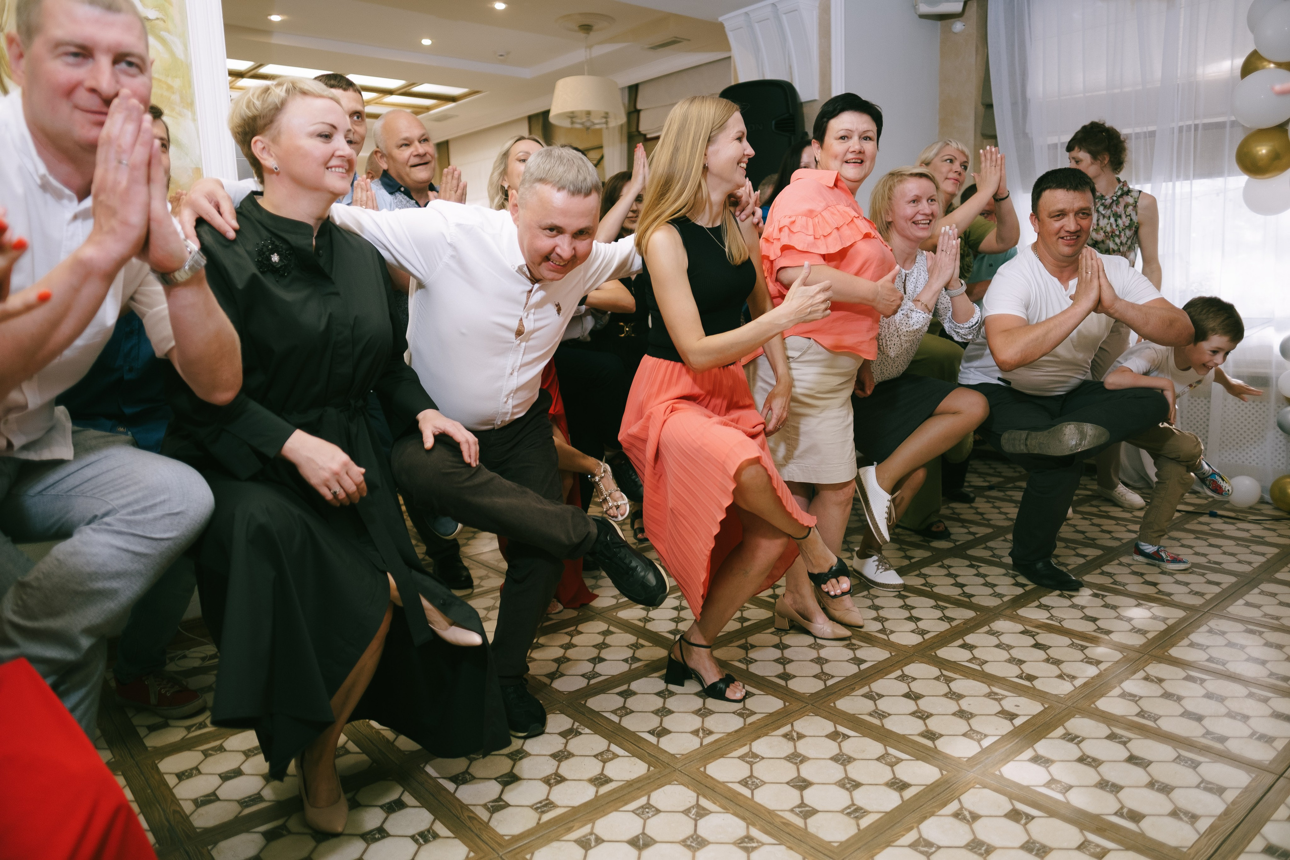 Выпускной школа 33. Свадебный и репортажной фотограф Денис Ожигин в Краснодаре и Краснодарском крае