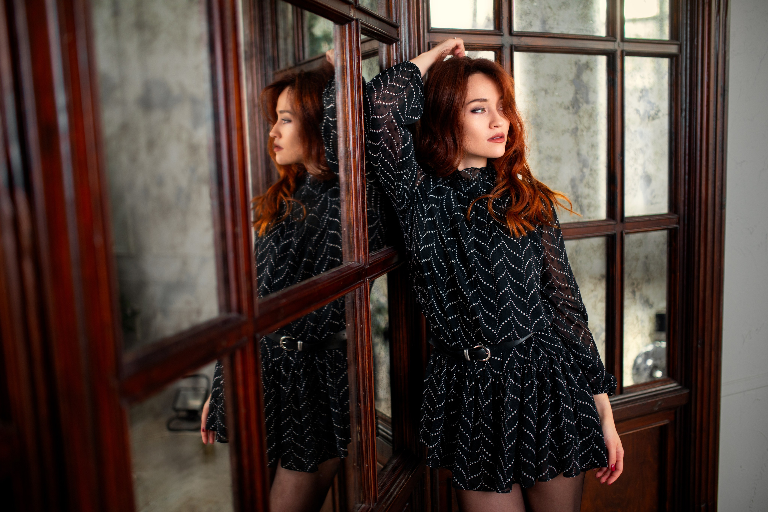 Студийный фотосет с Еленой в интерьере и на циклораме в формате для «себя»