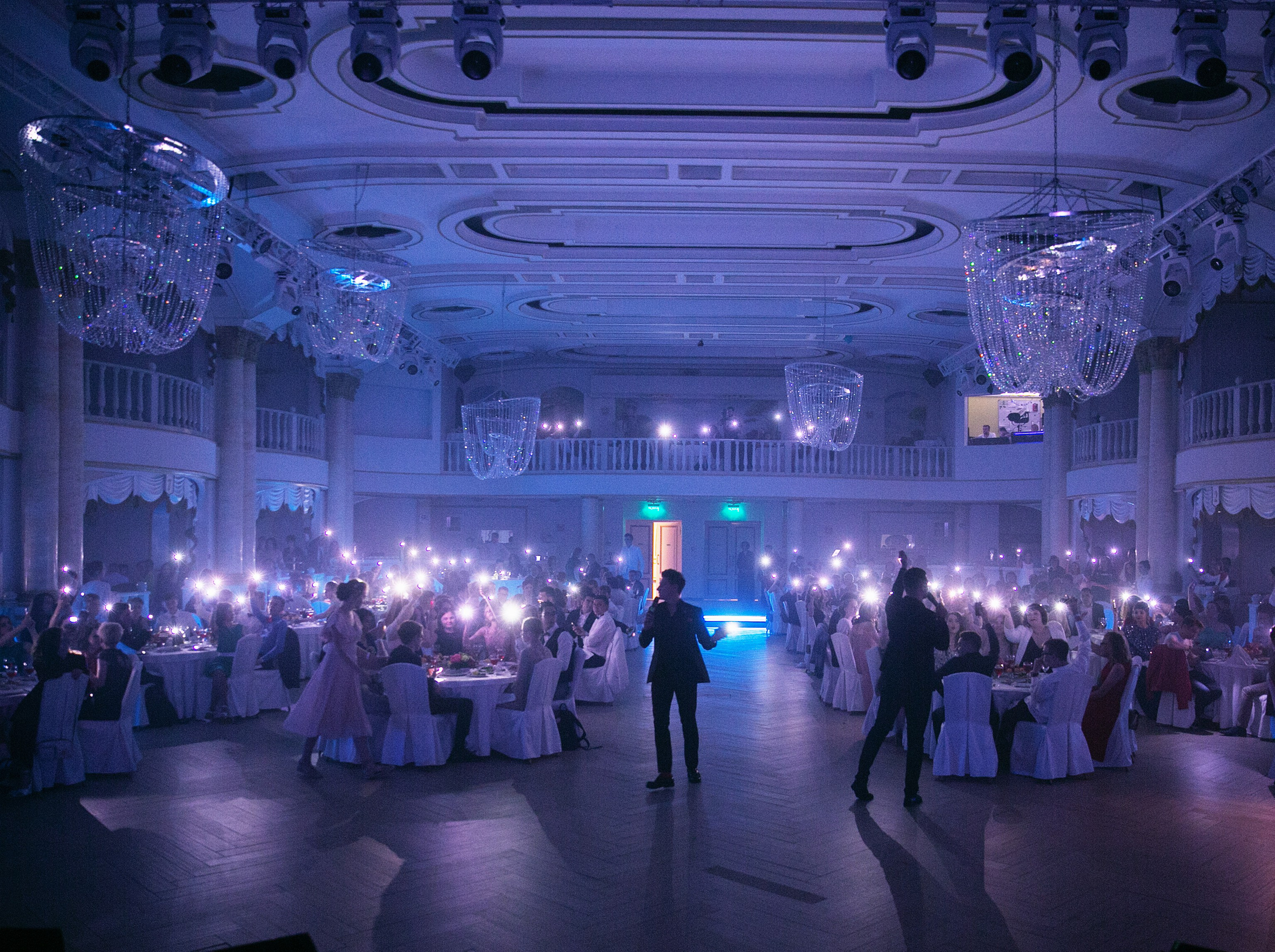 Release Студия выпускных альбомов Юрия Рыбина. Занимаемся школьной фотографией, изготовлением выпускных альбомов. Тюмень