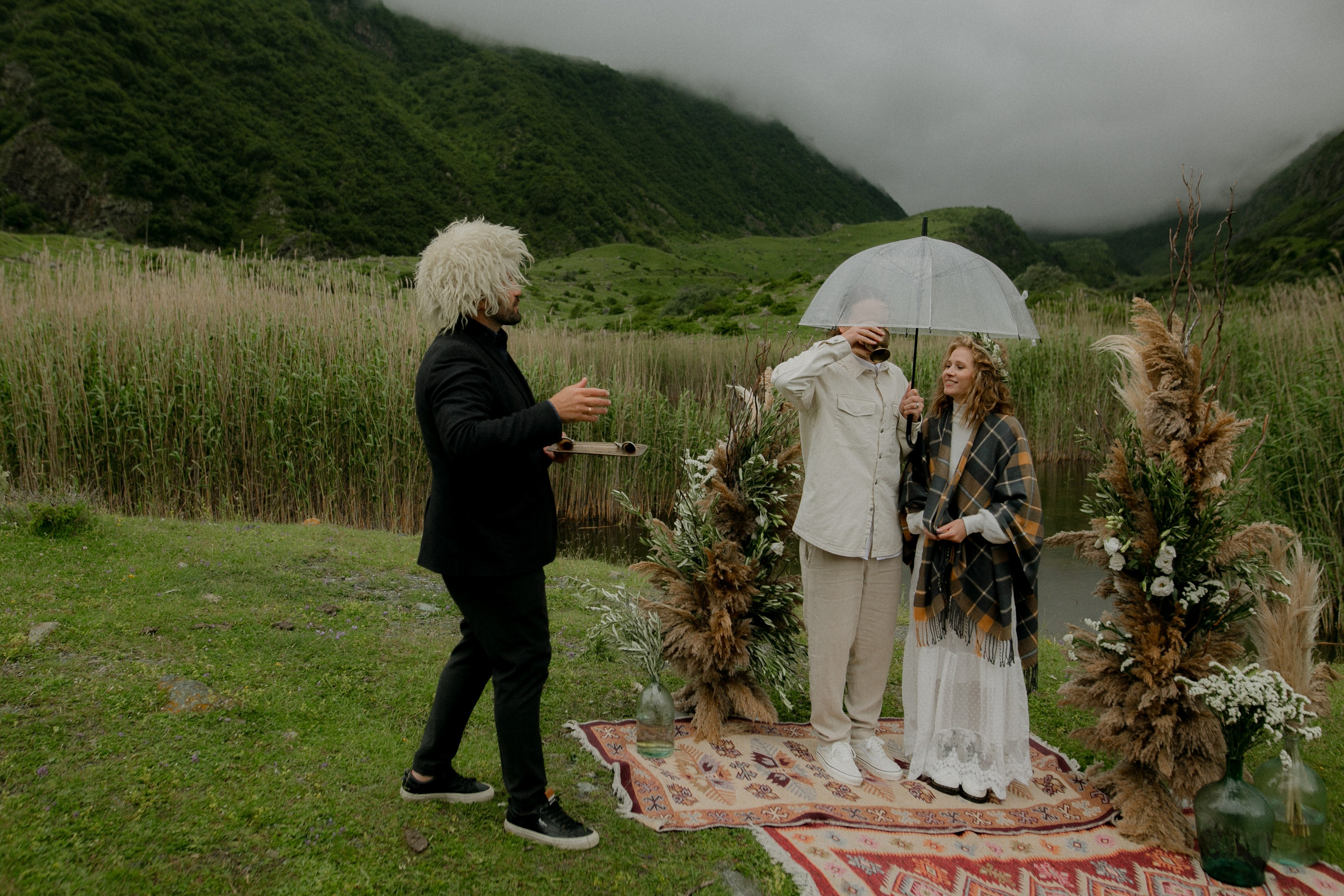 Nikita & Nastya. Wedding at Kazbeg. Свадебный фотограф Грузия Alex and Polly