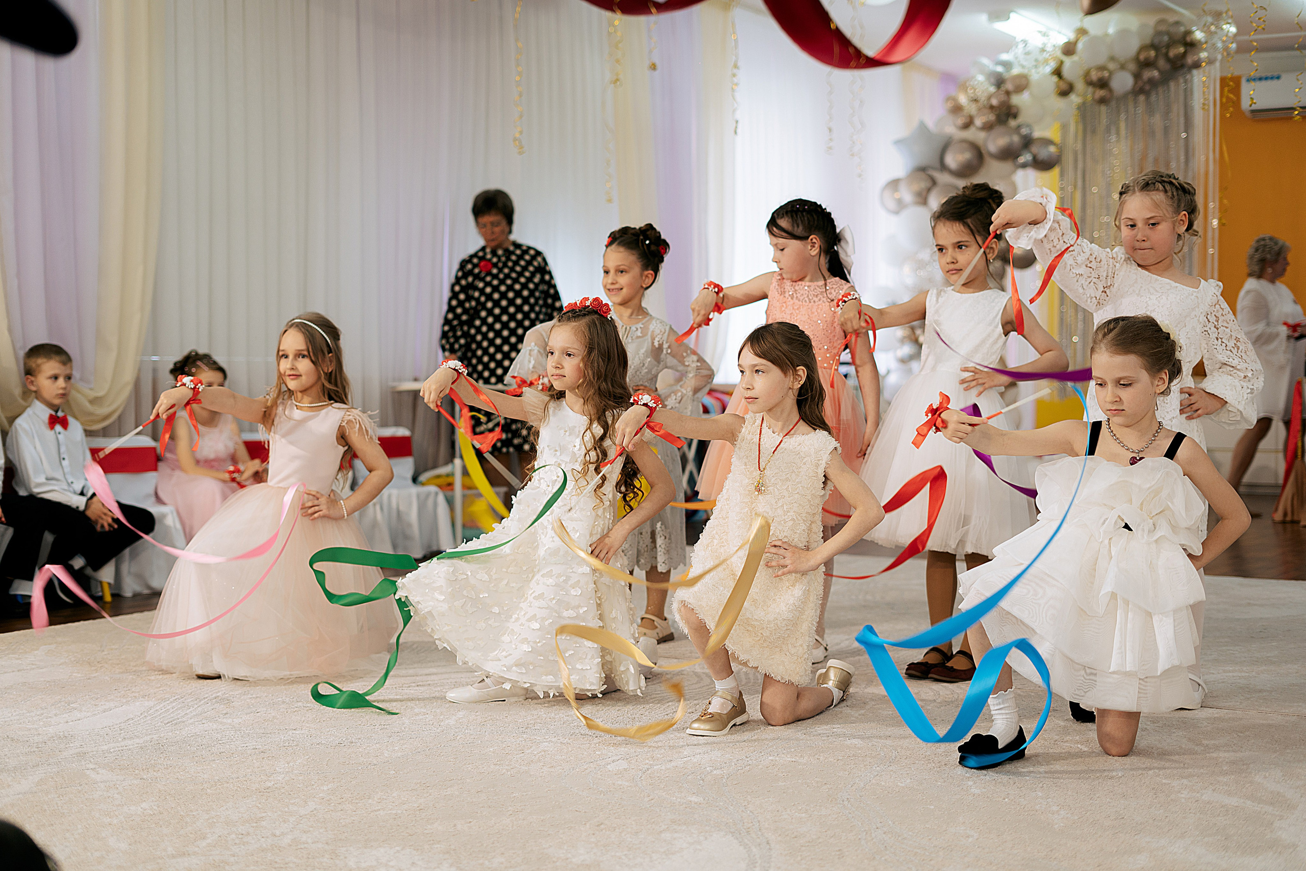 Фотосъёмка выпускного. Школьный фотограф в Челябинске. Выпускные фотоальбомы