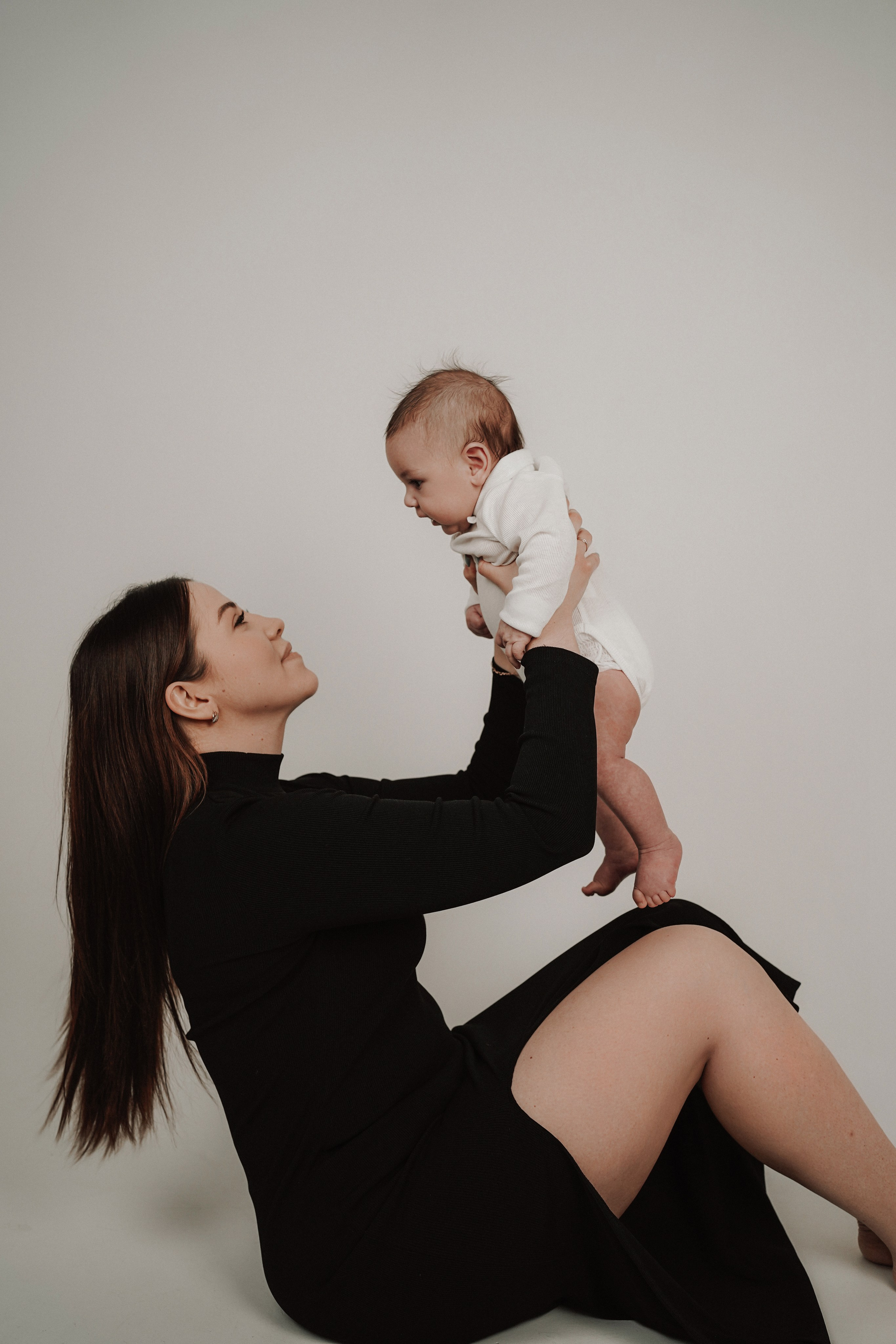 Фотосессия в фотостудии Новочеркасска «Рафинад». Свадебный фотограф в Ростове-на-Дону. Таинство Крещения и Венчания, семейные фотосессии. Алёна Чёботова