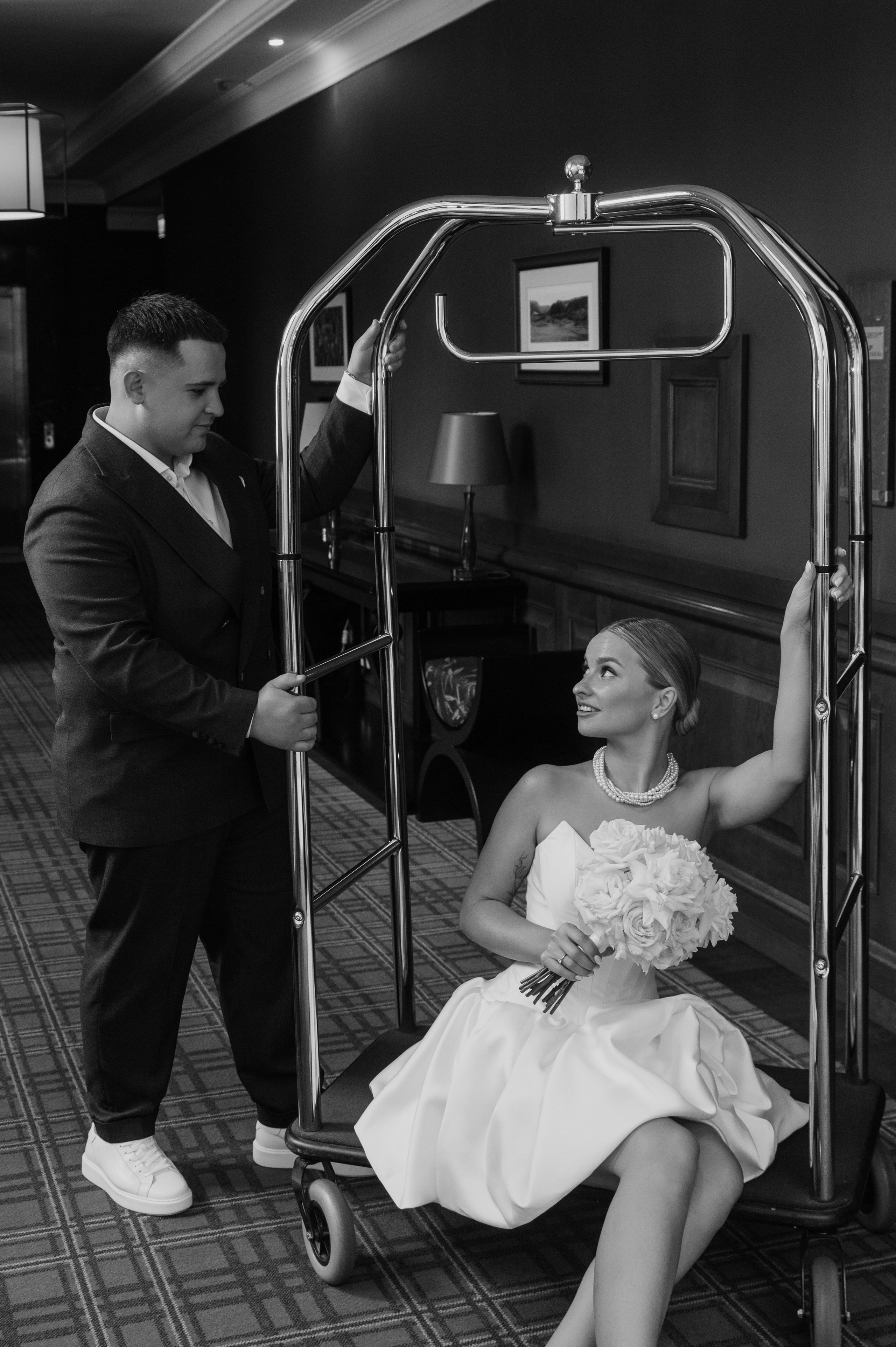 Свадебная фотосессия в Завидово гольф поле с утром невесты и красивым свадебным банкетом. Свадебный фотограф в Твери, Москве и Санкт-Петербурге Денисова Екатерина