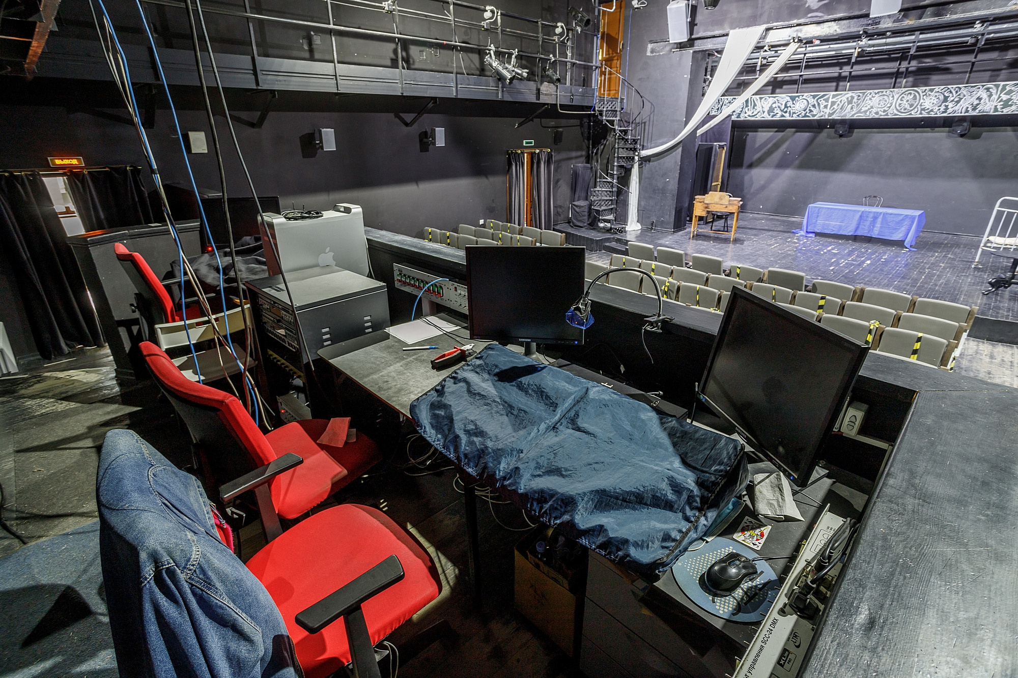 Театр на карантине. Боченков Вадим | Фотограф в Пскове и Санкт-Петербурге