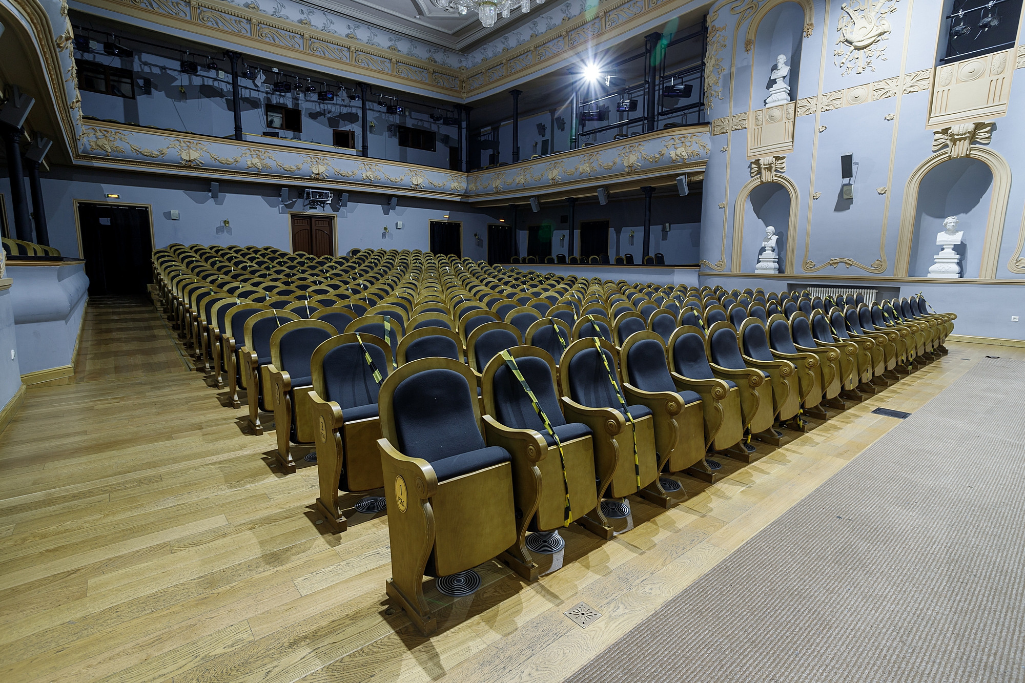 Театр на карантине. Боченков Вадим | Фотограф в Пскове и Санкт-Петербурге