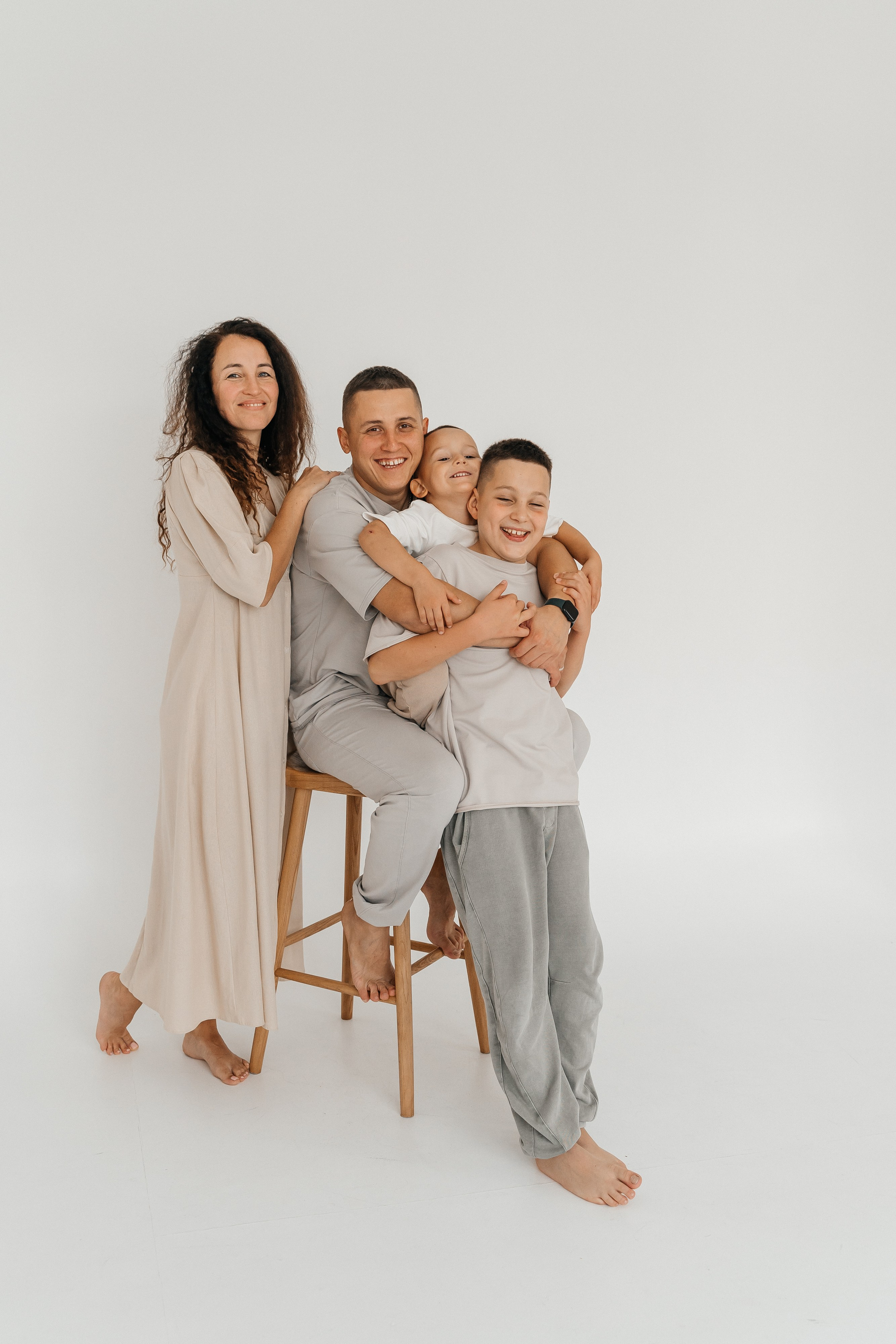 Илья, Вера, Сёма и Дима. Волик Мария