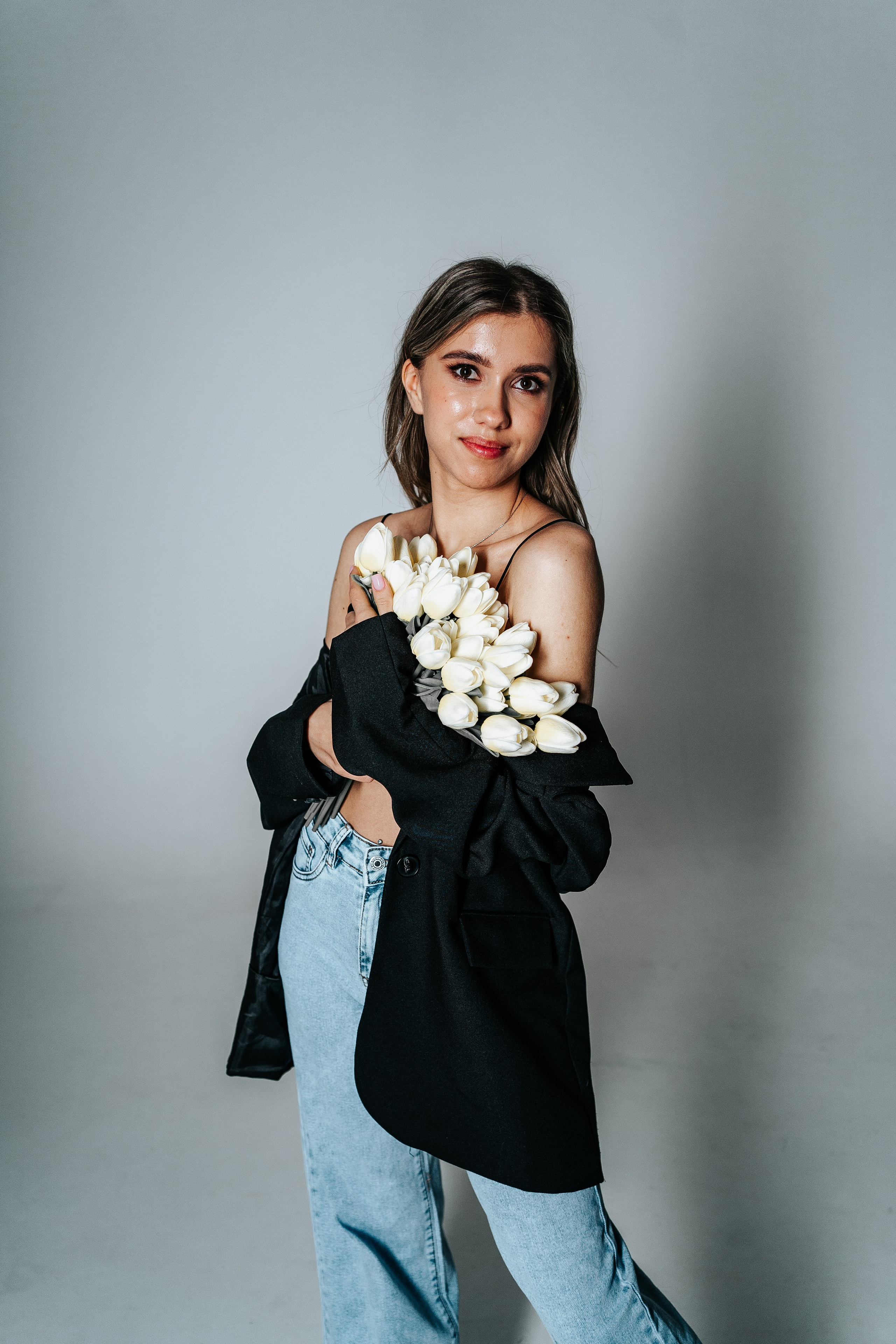 Вероника (фотосессия студия). Свадебный и семейный фотограф в Москве Софья Алмостова