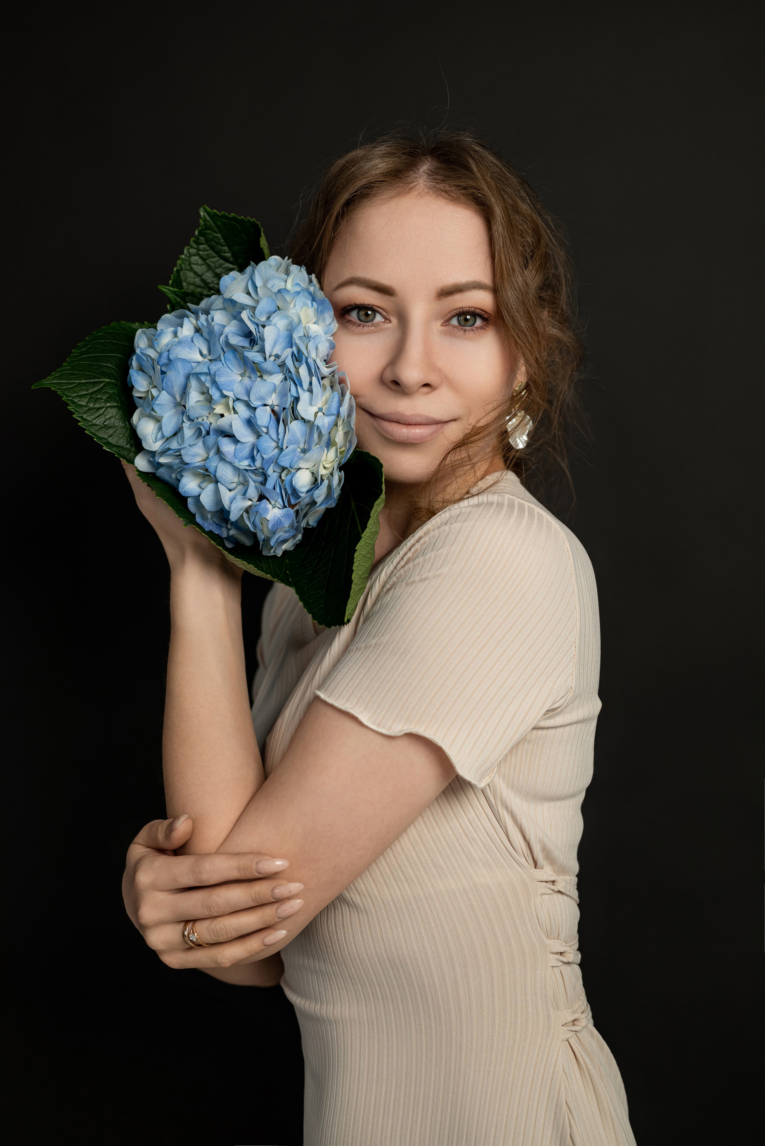 Фотопроект с голубыми гортензиями. Фотограф в городе Салават