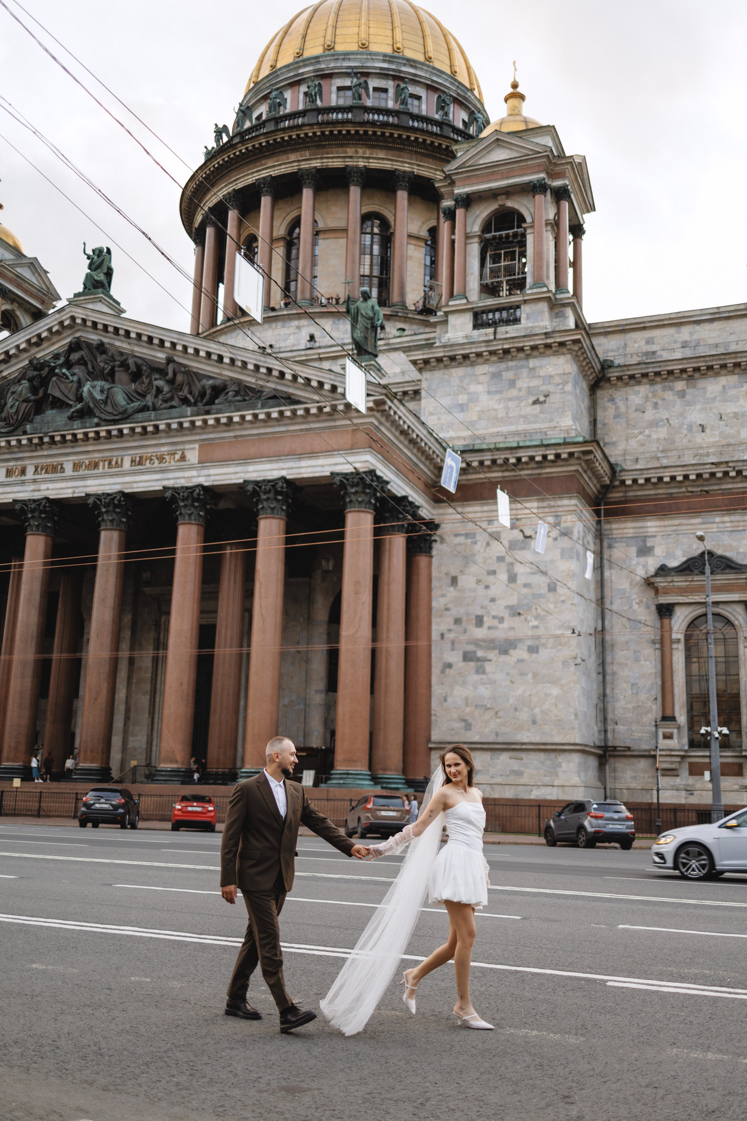 Руслан и Виолетта — Исаакий, Зимняя канавка. Боженова Елена фотограф Санкт-Петербург