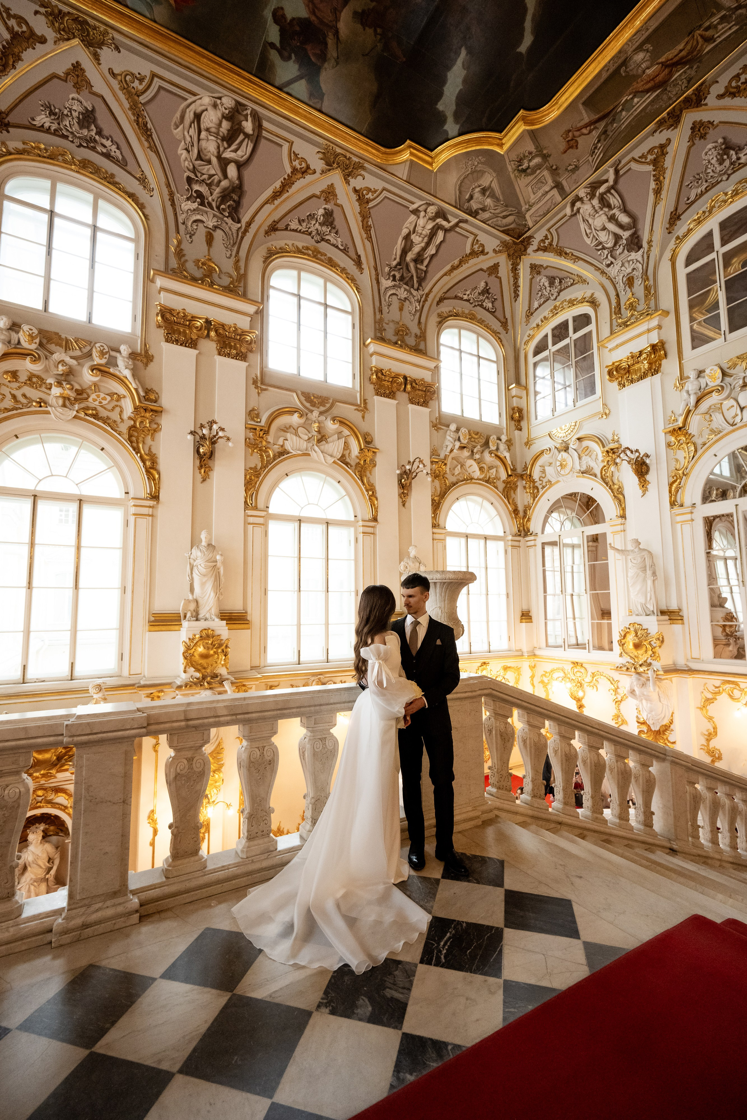 Крытые локации для свадебной фотосессии в Санкт-Петербруге. Свадебный и семейный фотограф в СПб Валерия Фомичева