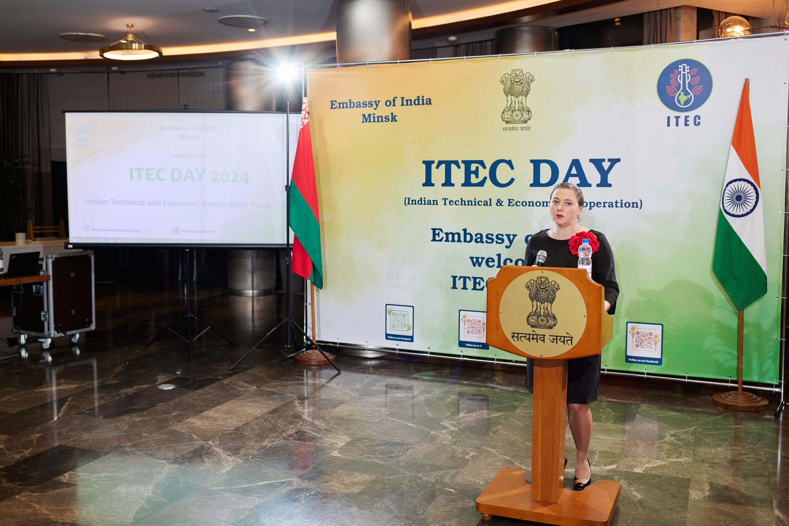 Посольство Индии. Свадебная, репортажная фотосъемка и видеосъемка в Минске. Илья и Юлия Ширмановы. Фотограф | Видеограф | Минск