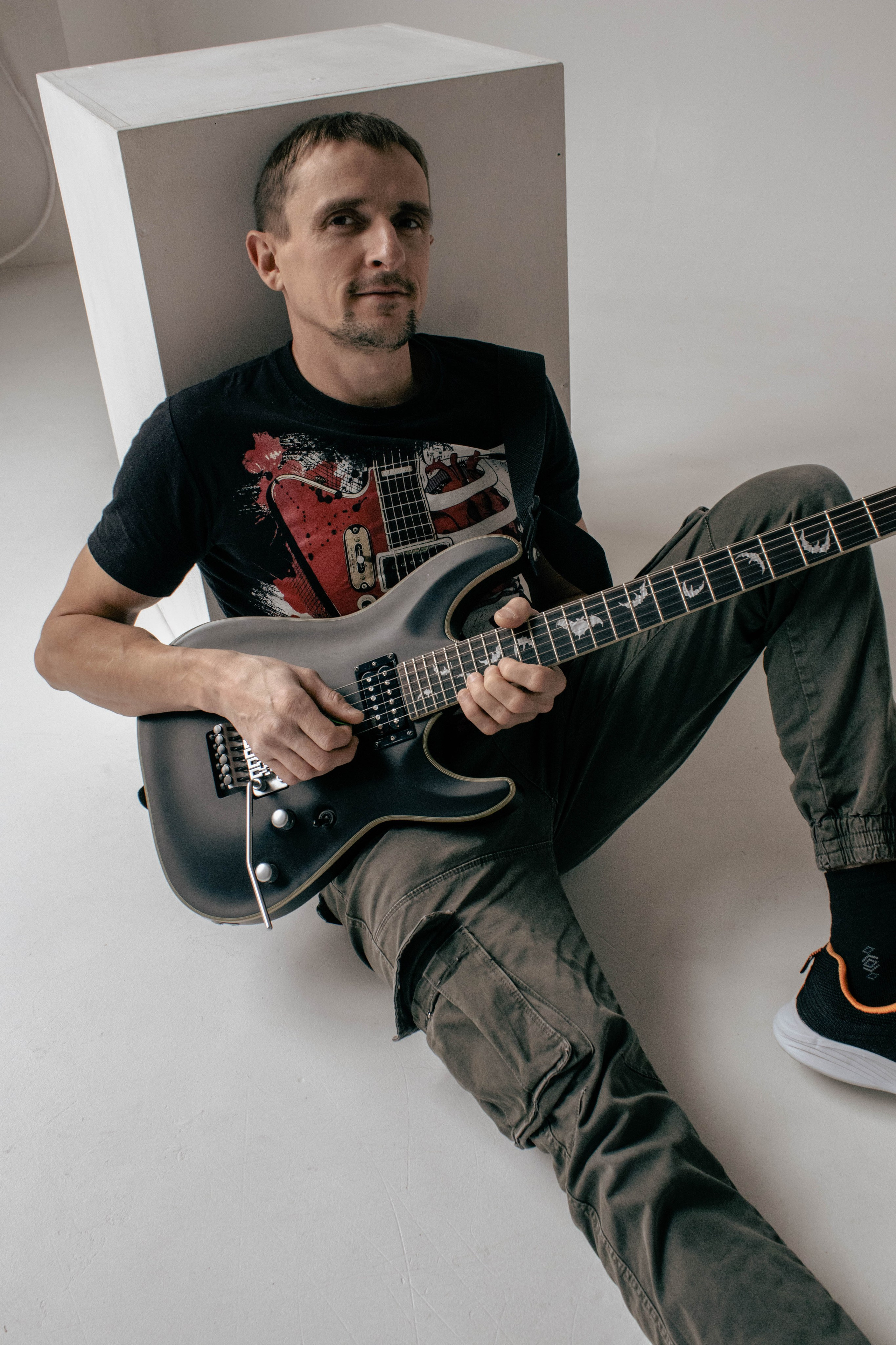 СТУДИЯ. Уличный фотограф Города N