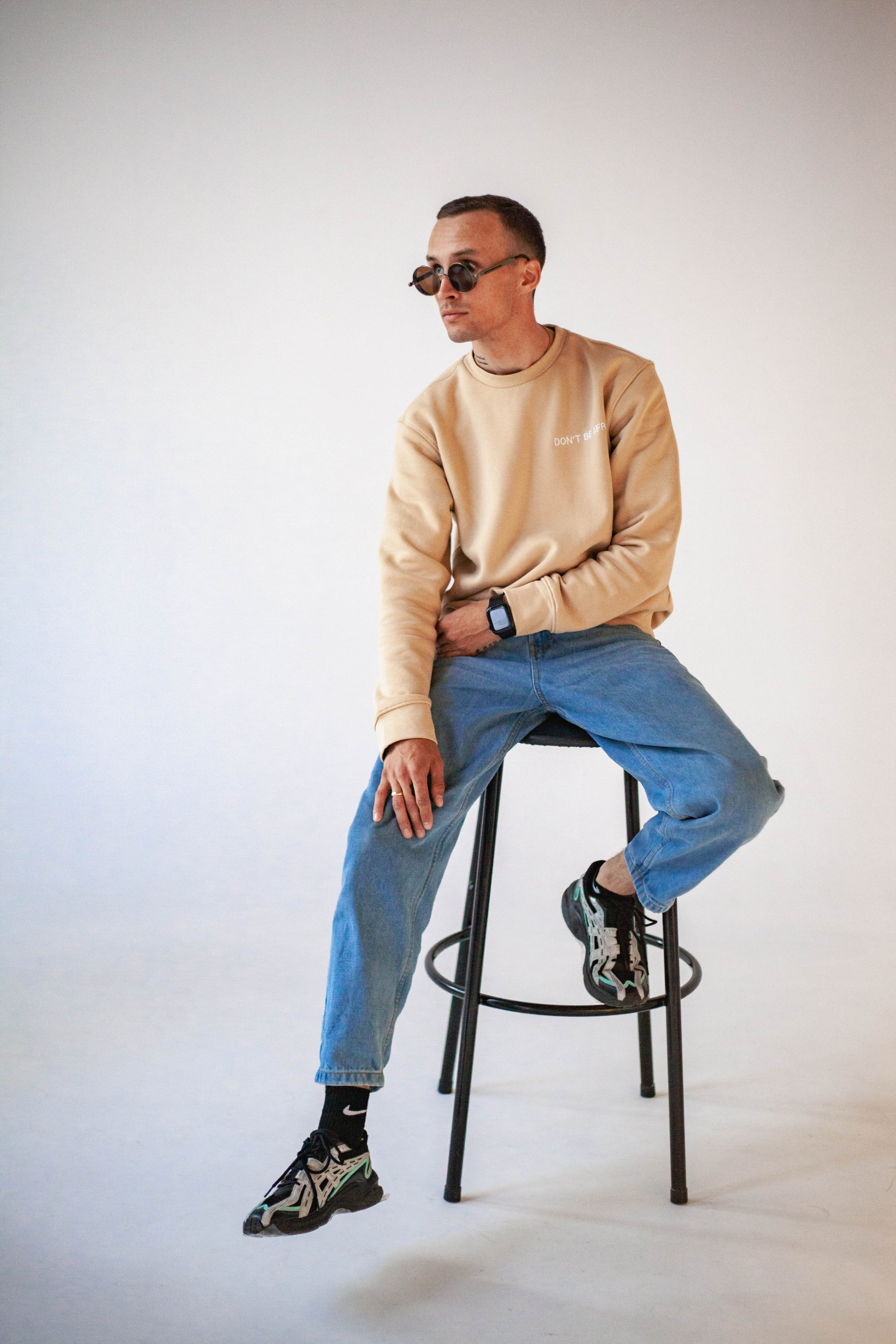 Студия. Уличный фотограф Города N