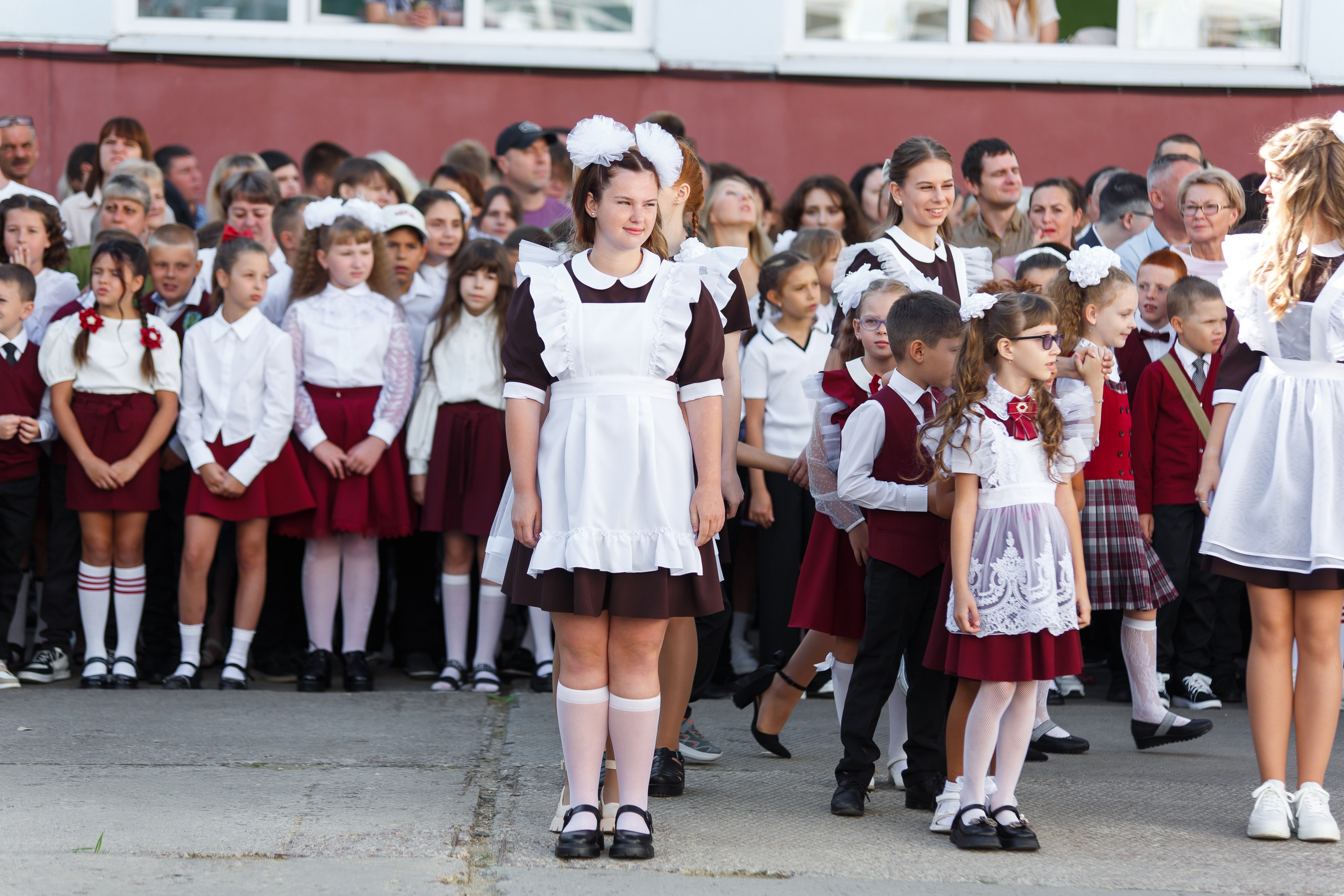 01 СЕНТЯБРЯ 2024 (МБОУ г. Мценска «Средняя школа № 9»). Профессиональный фотограф в Мценске и Орловской области