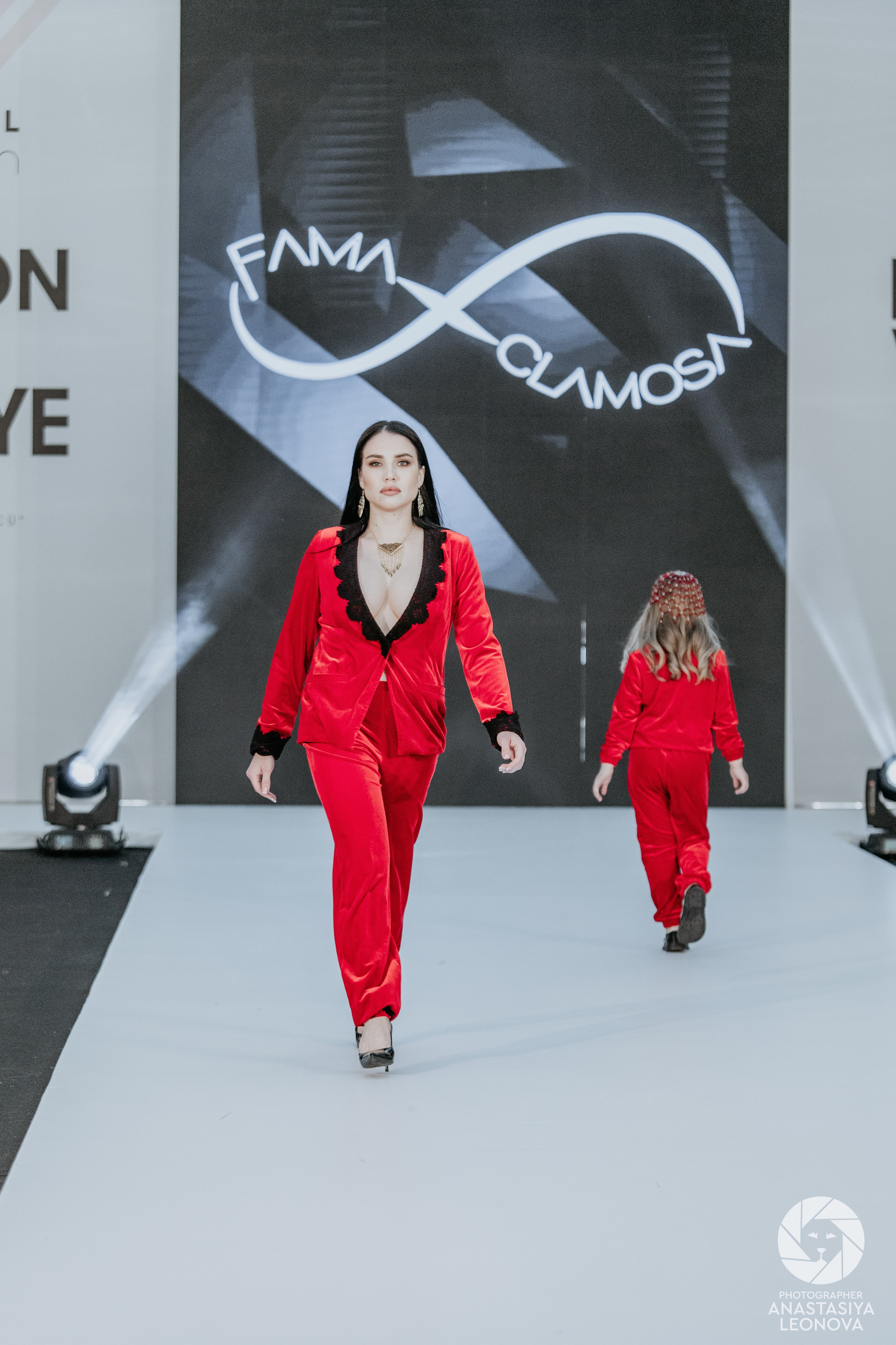 Fashion Week Türkiye [spring, 2025]. Anastasia Leonowa