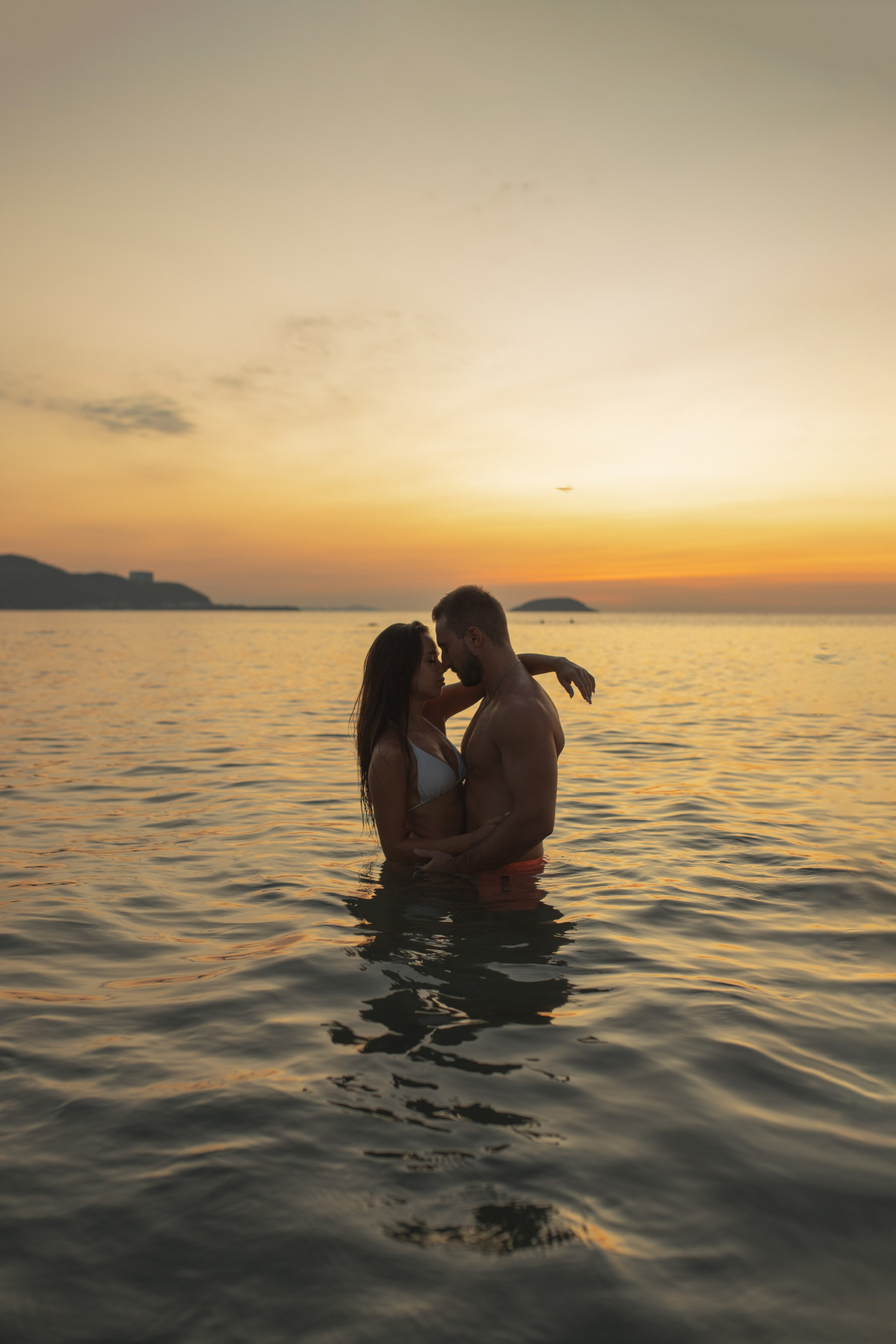 Рассветная прогулка на сапах Ярослав и Анастасия. Главная