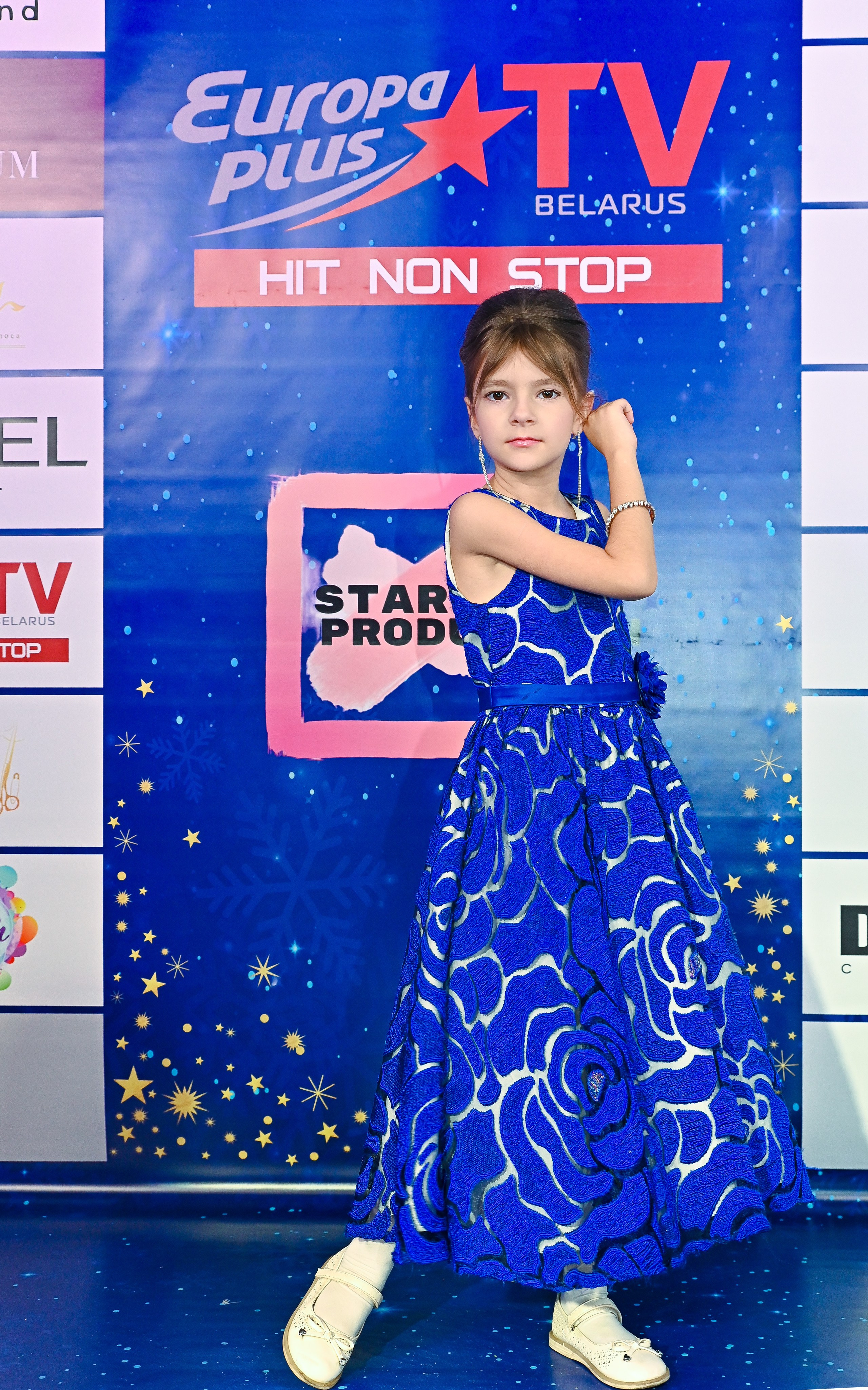 Большая новогодняя тусовка. Фотоуслуги, услуги фотографа, фотографирование важных событий