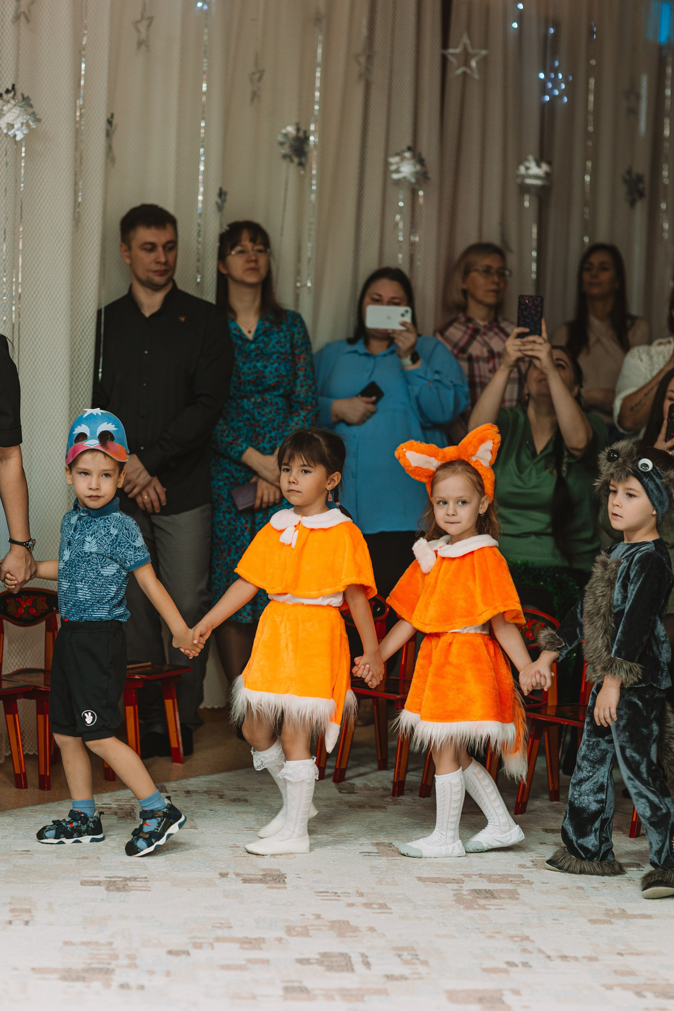 Утренник+портреты. Семейный фотограф Тюмень, фотограф на роды Салмина Мария