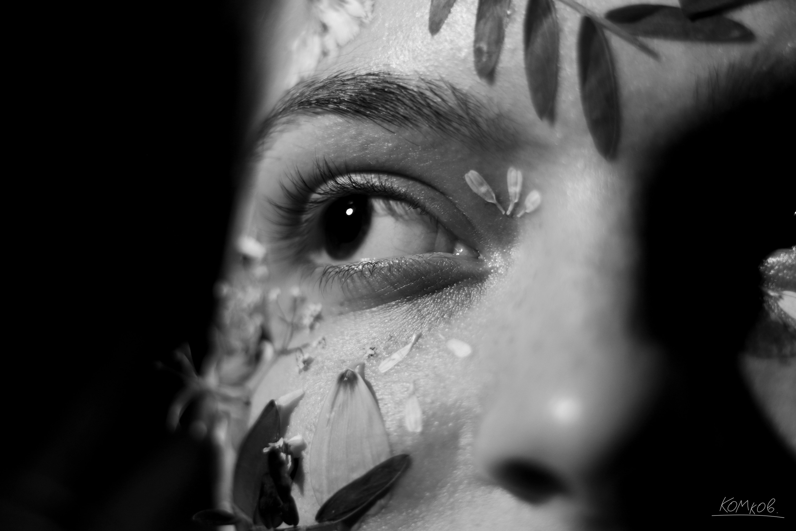 Маша и цветы. Ивентный фотограф в Санкт-Петербурге Олег Комков