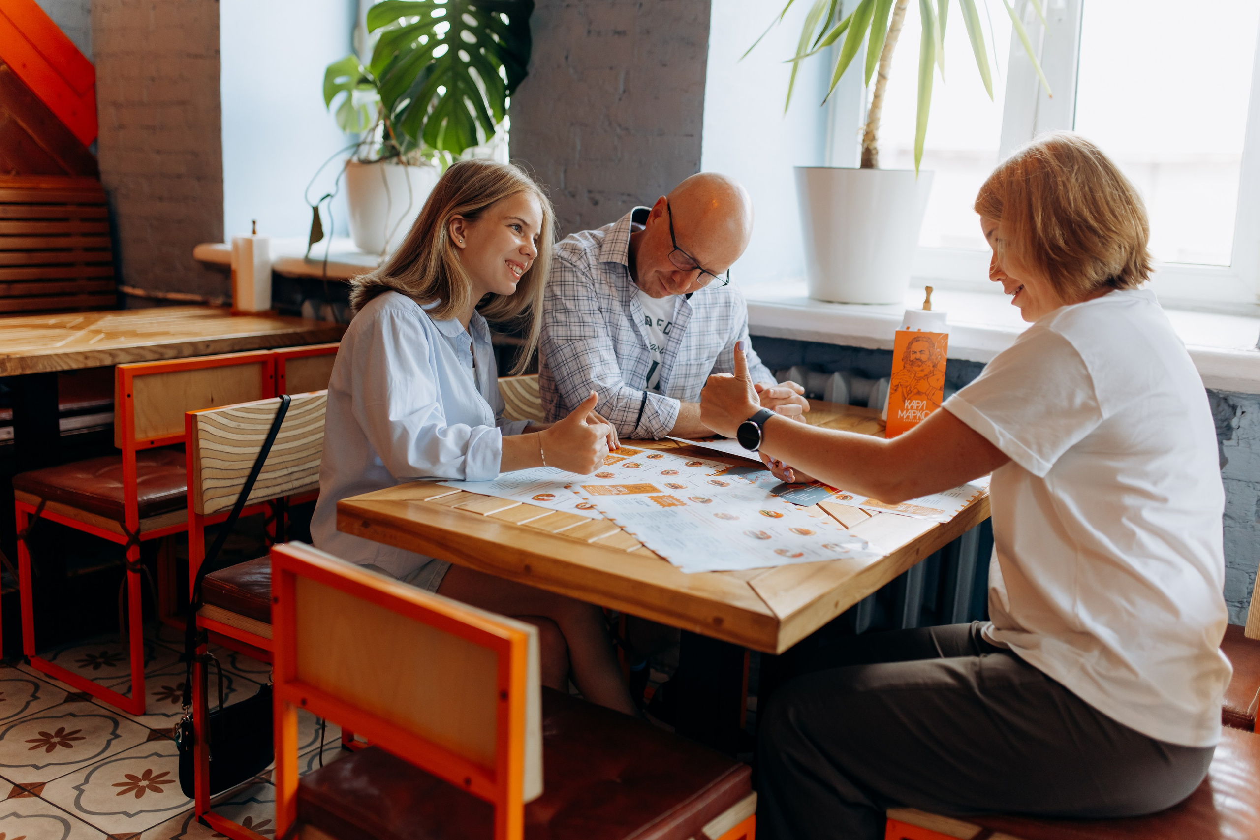 По бургеру в «Карл Маркс». Свадебный и семейный фотограф в Туле и области Маша Костина
