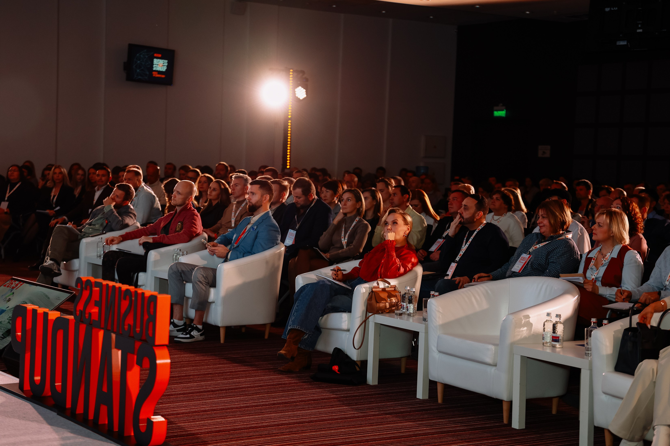 BUSNESS STANDUP с Оскаром Хартманном. Фотограф Юлия Мальцева