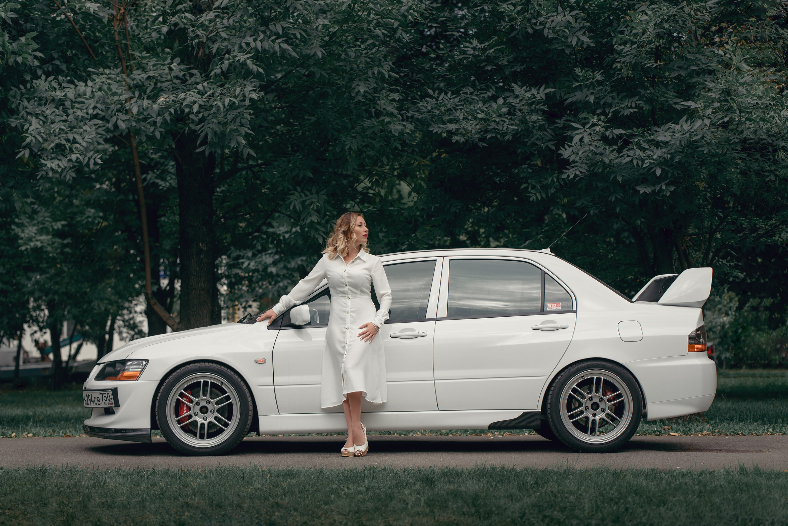 Mitsubishi Lancer Evolution IIX white. DeLorein